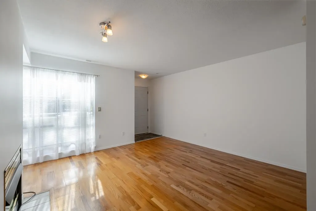 13713 72a Avenue #16