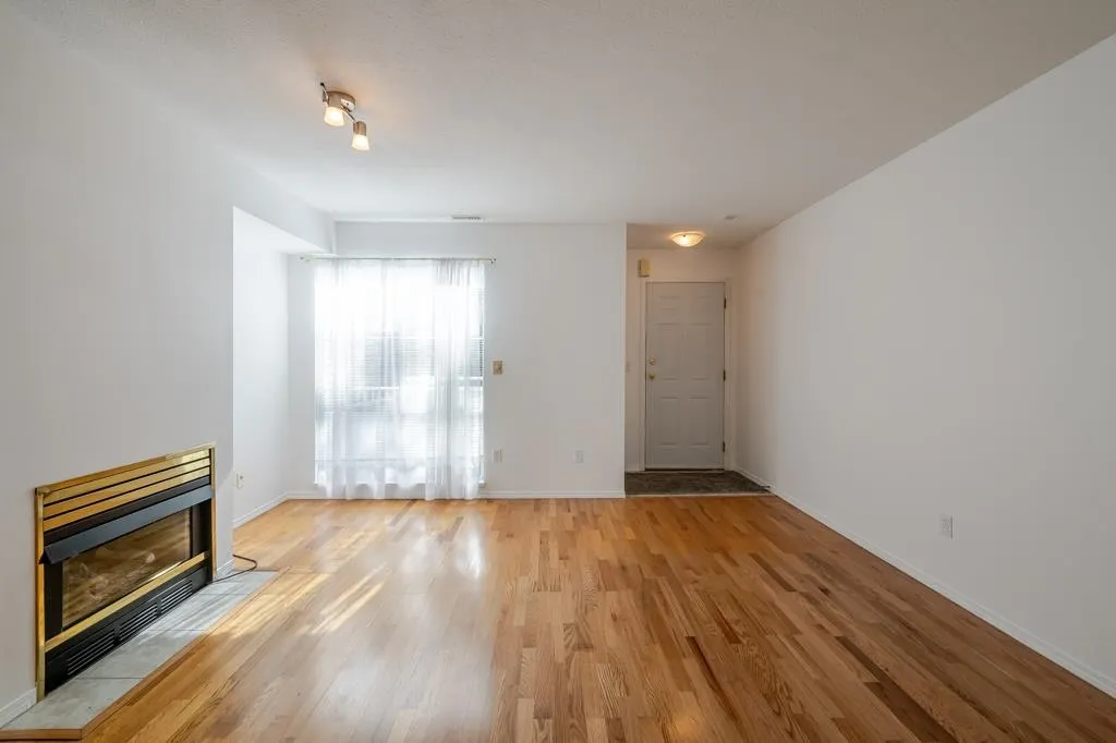 13713 72a Avenue #16