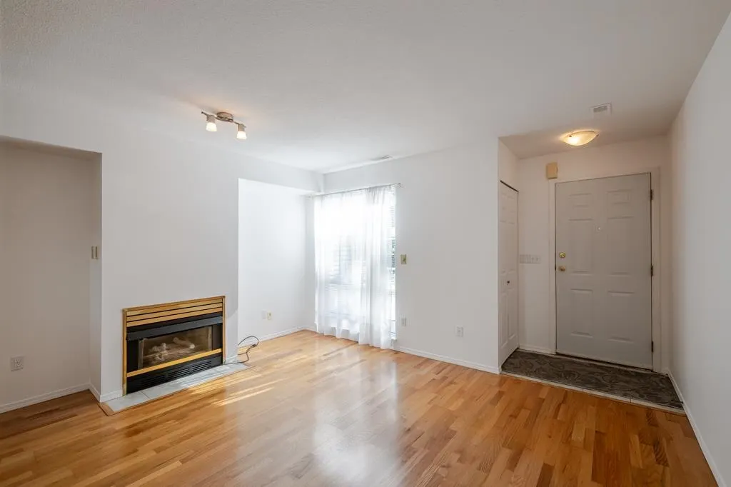 13713 72a Avenue #16