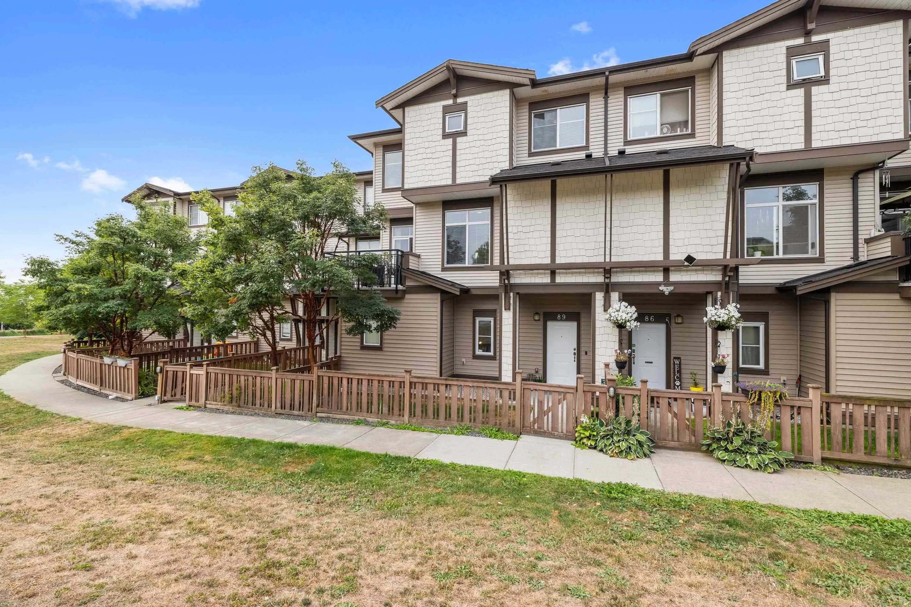 19433 68 Avenue #89