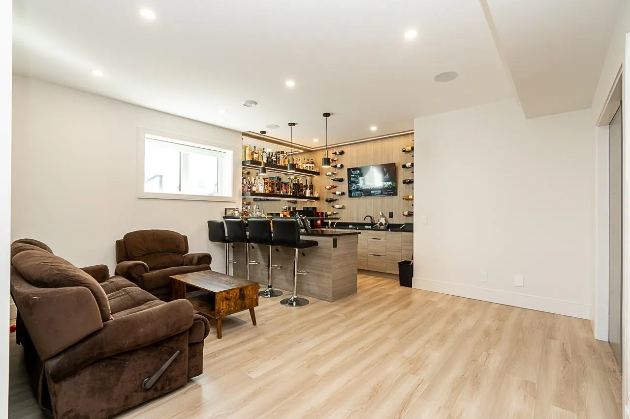 2720 Montana Place