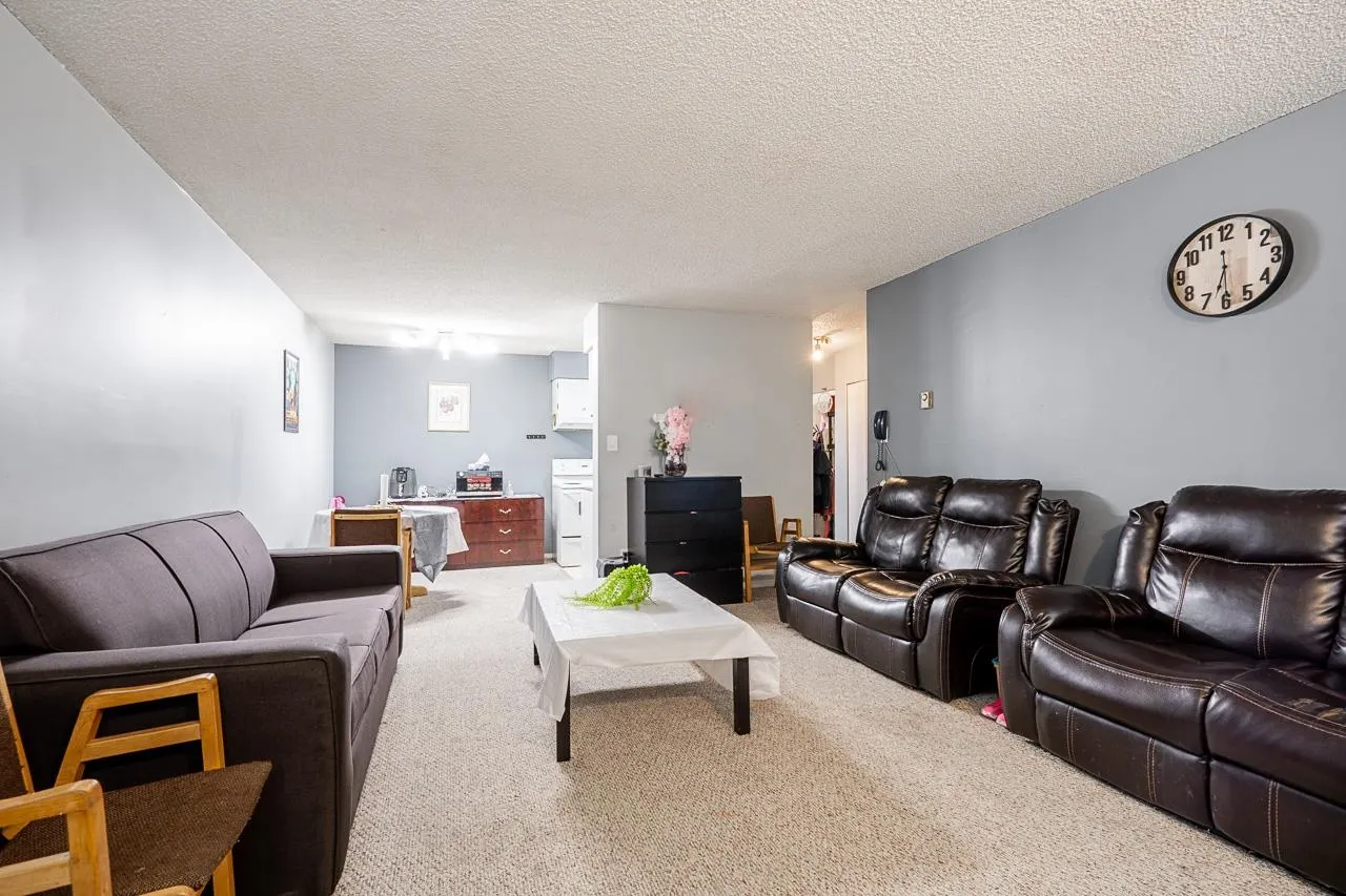 15238 100 Avenue #209