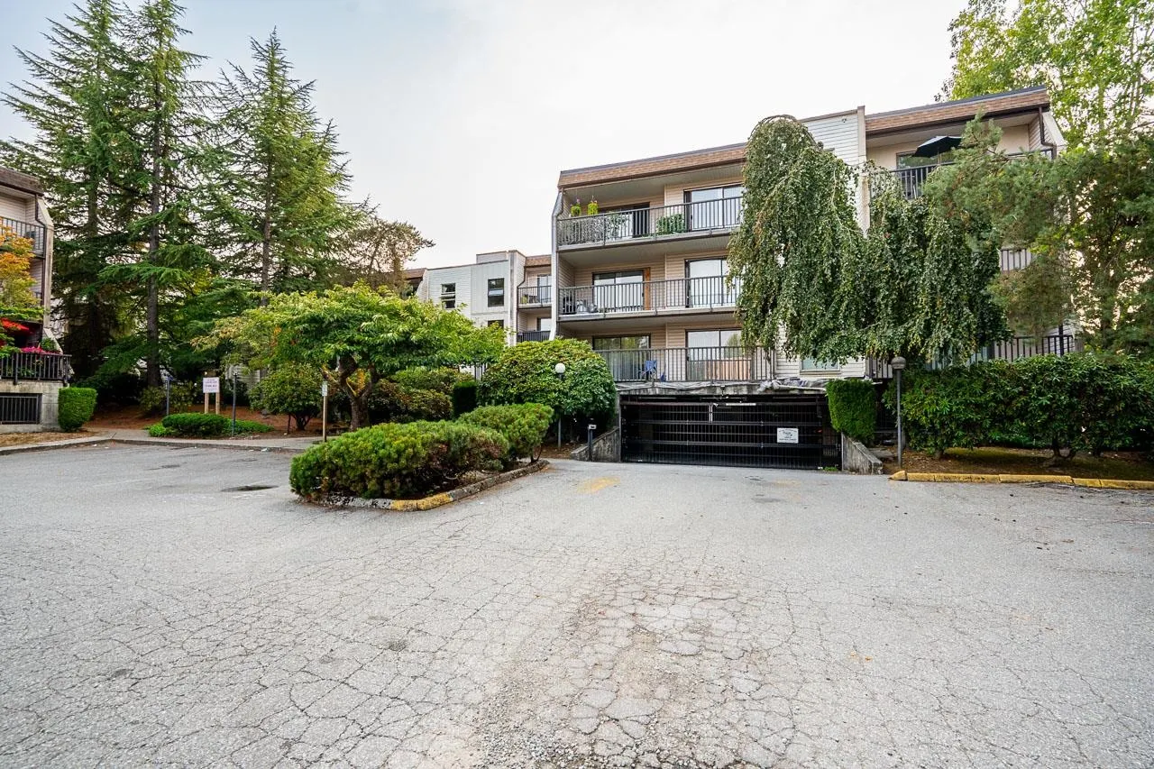 15238 100 Avenue #209