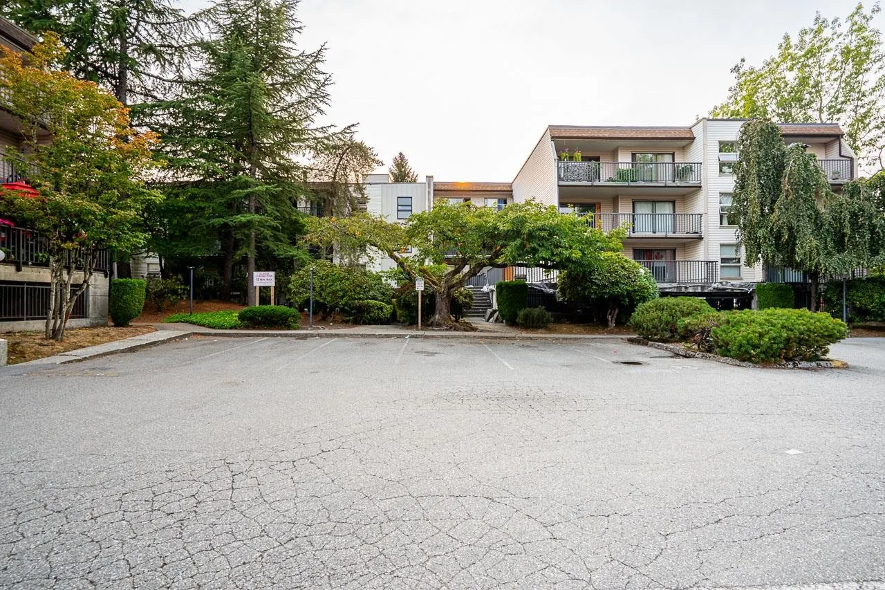 15238 100 Avenue #209