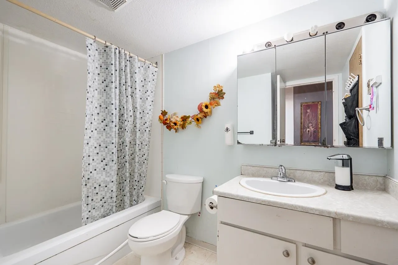 15238 100 Avenue #209