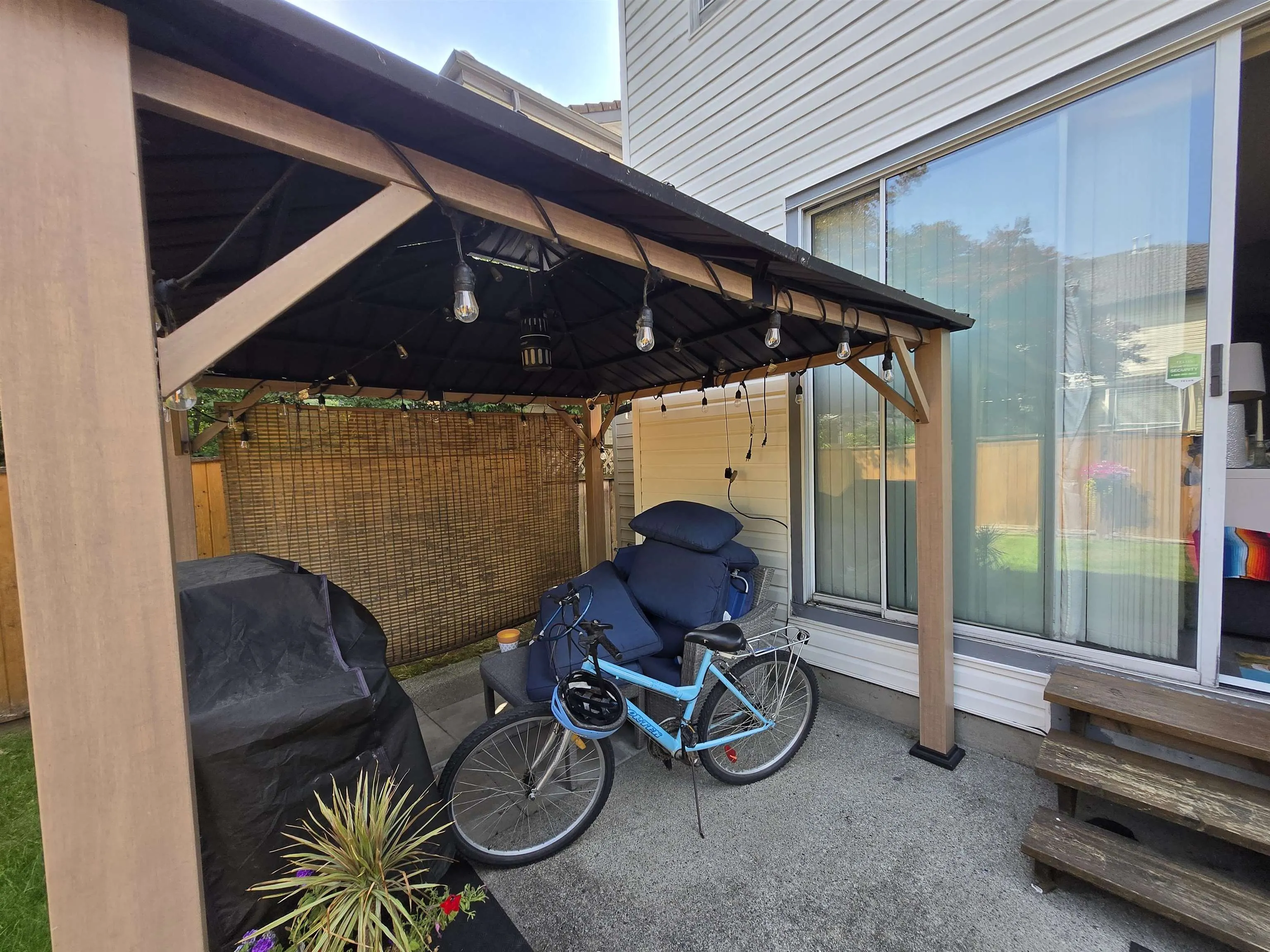 2646 Thames Crescent