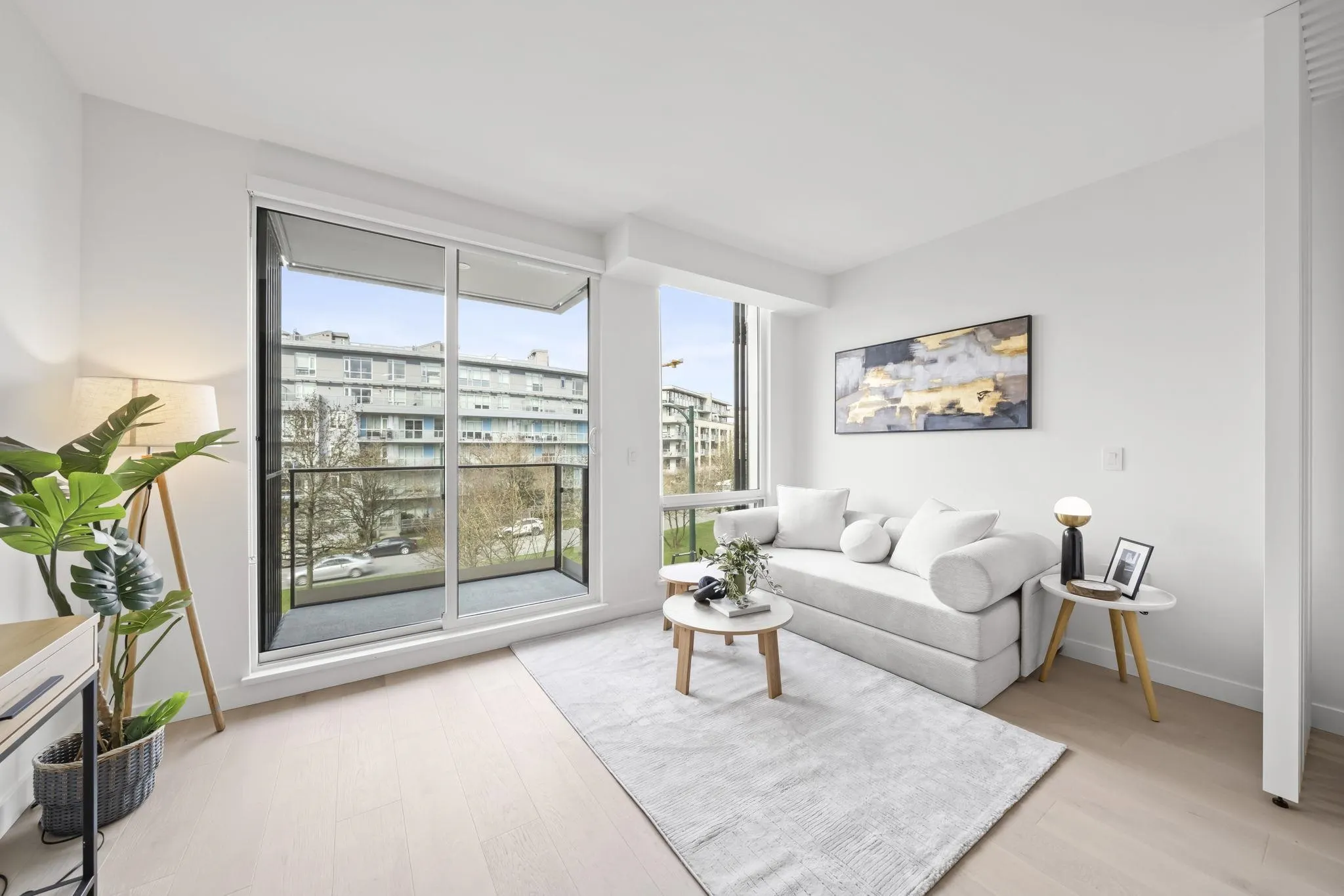5212 Cambie Street #307