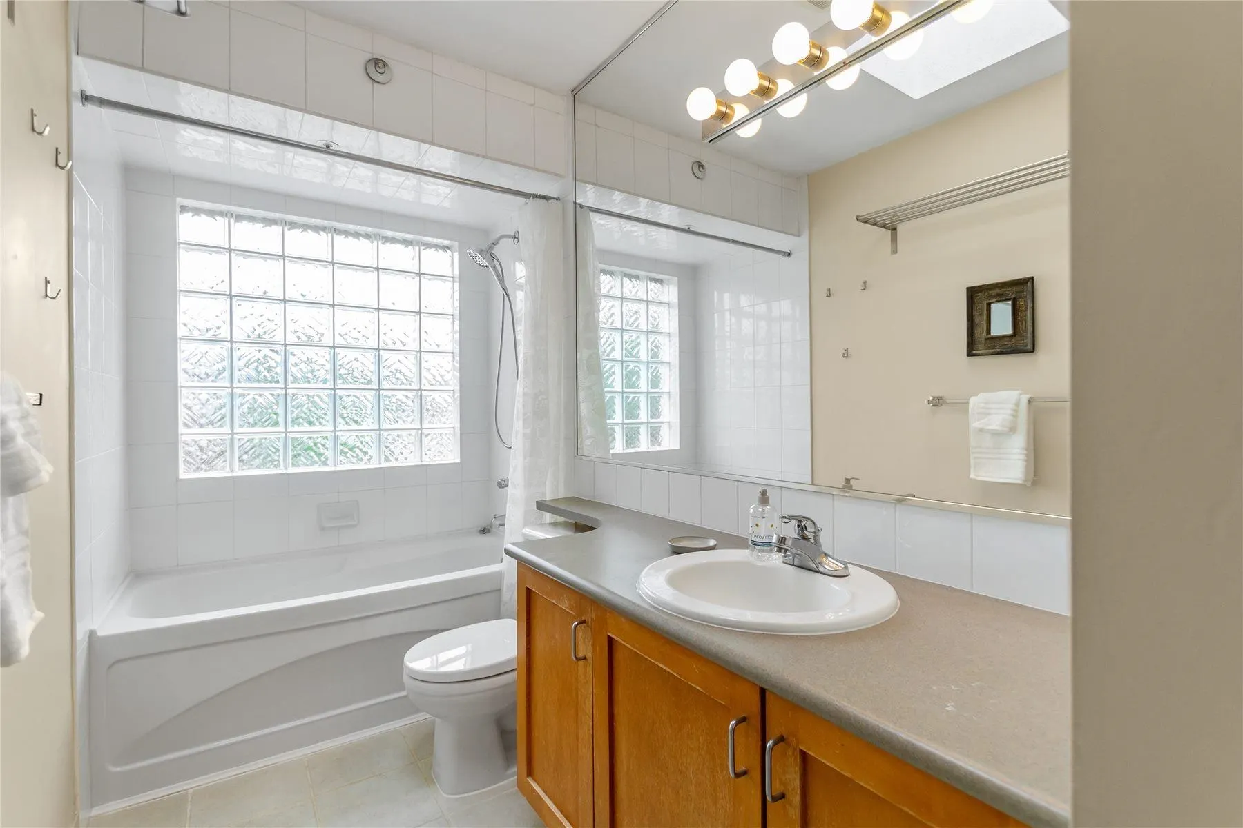 3788 W 10th Avenue #301