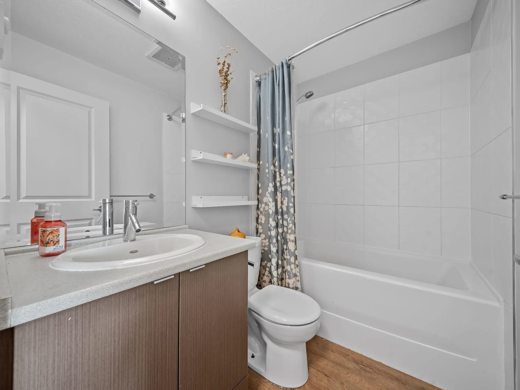 19505 68a Avenue #128