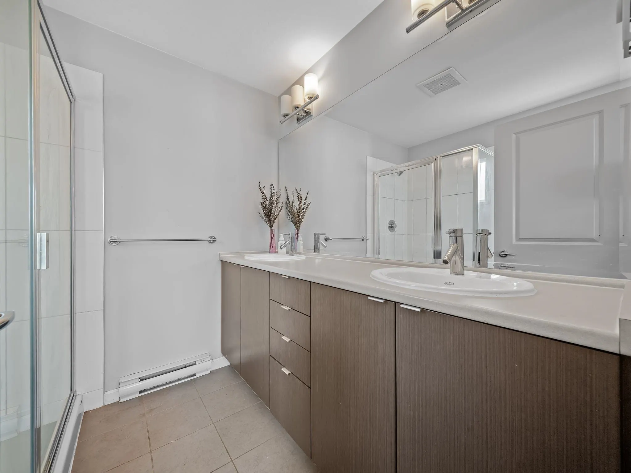 19505 68a Avenue #128