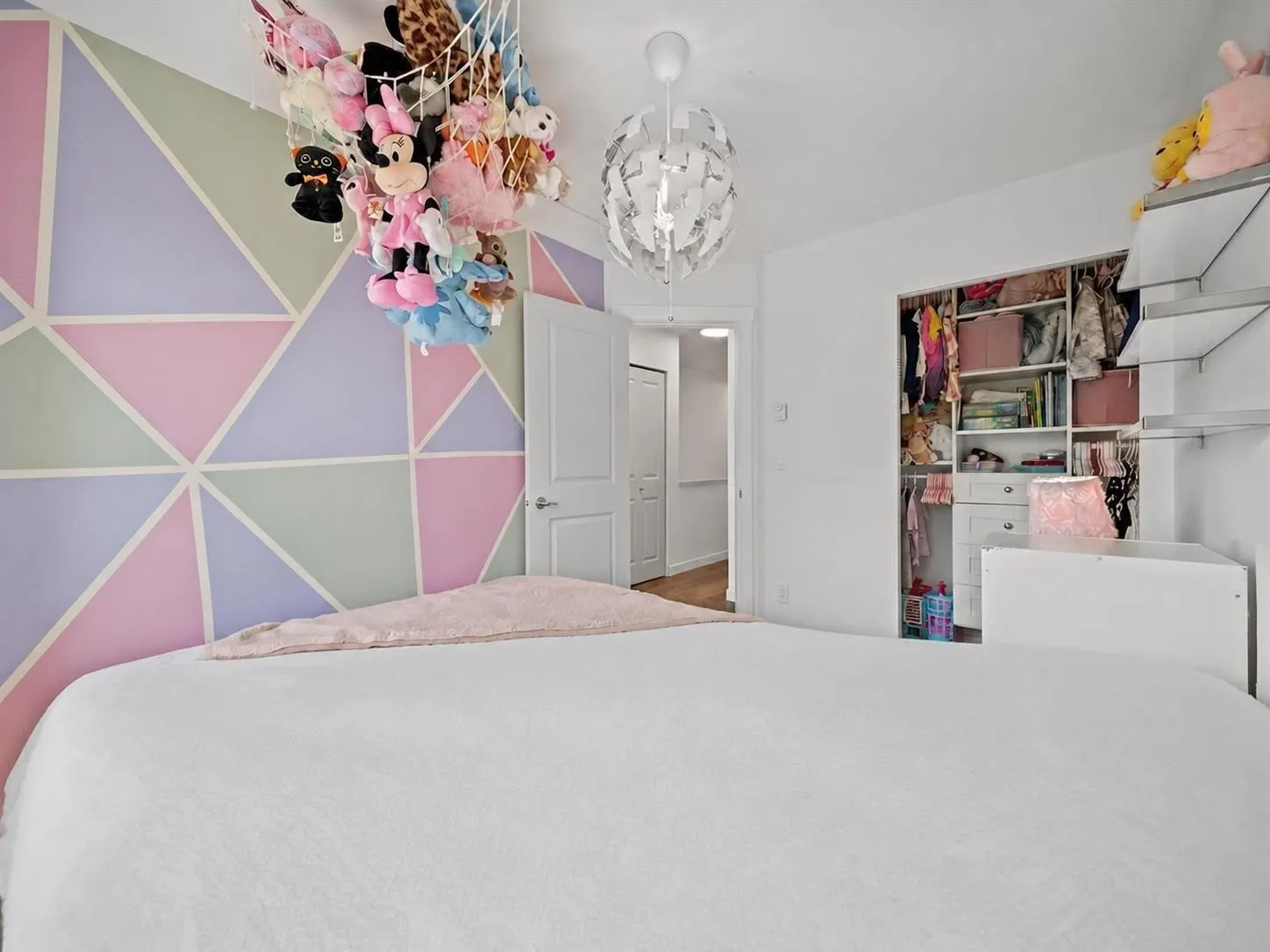 19505 68a Avenue #128