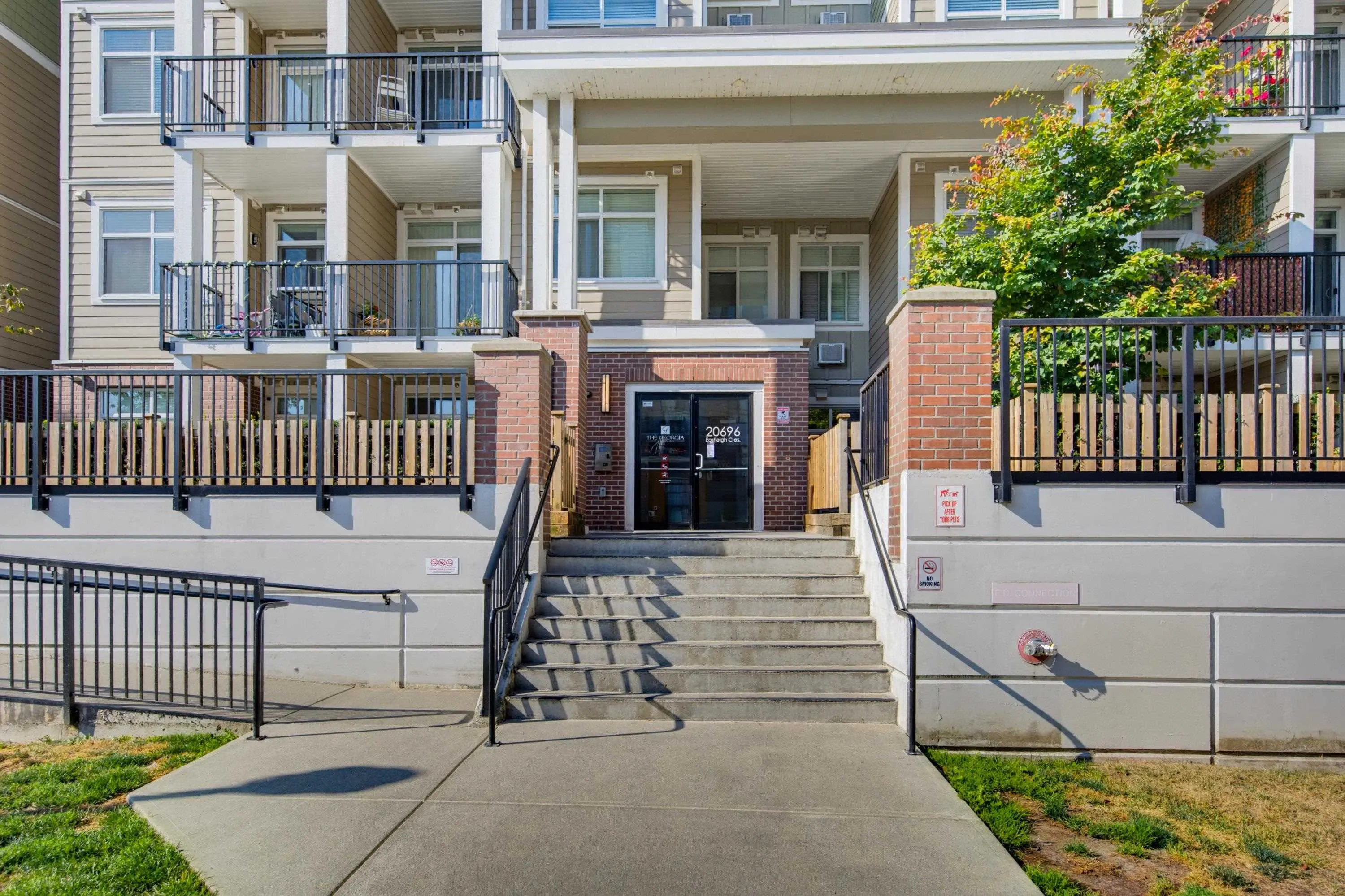 20696 Eastleigh Crescent #214