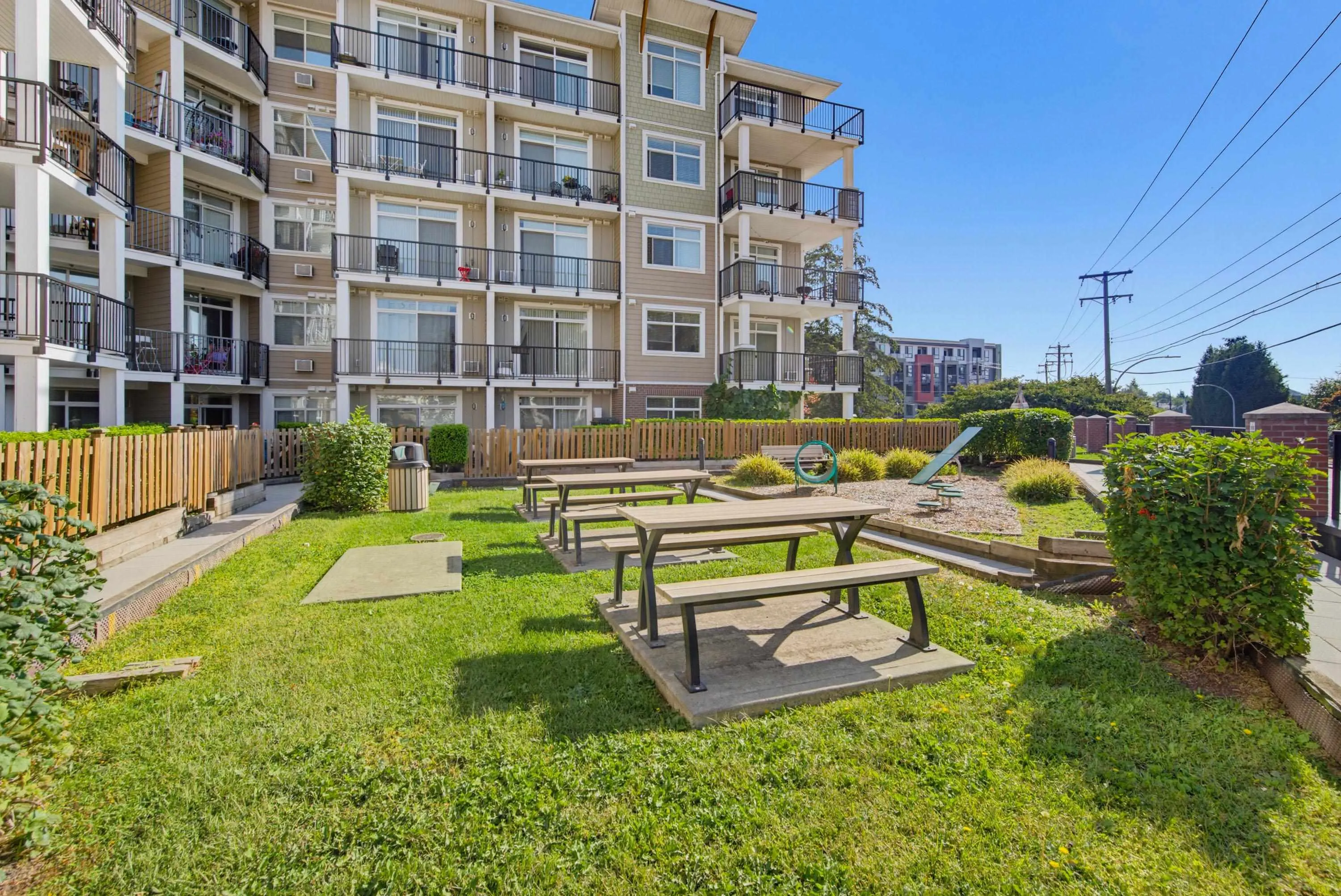 20696 Eastleigh Crescent #214