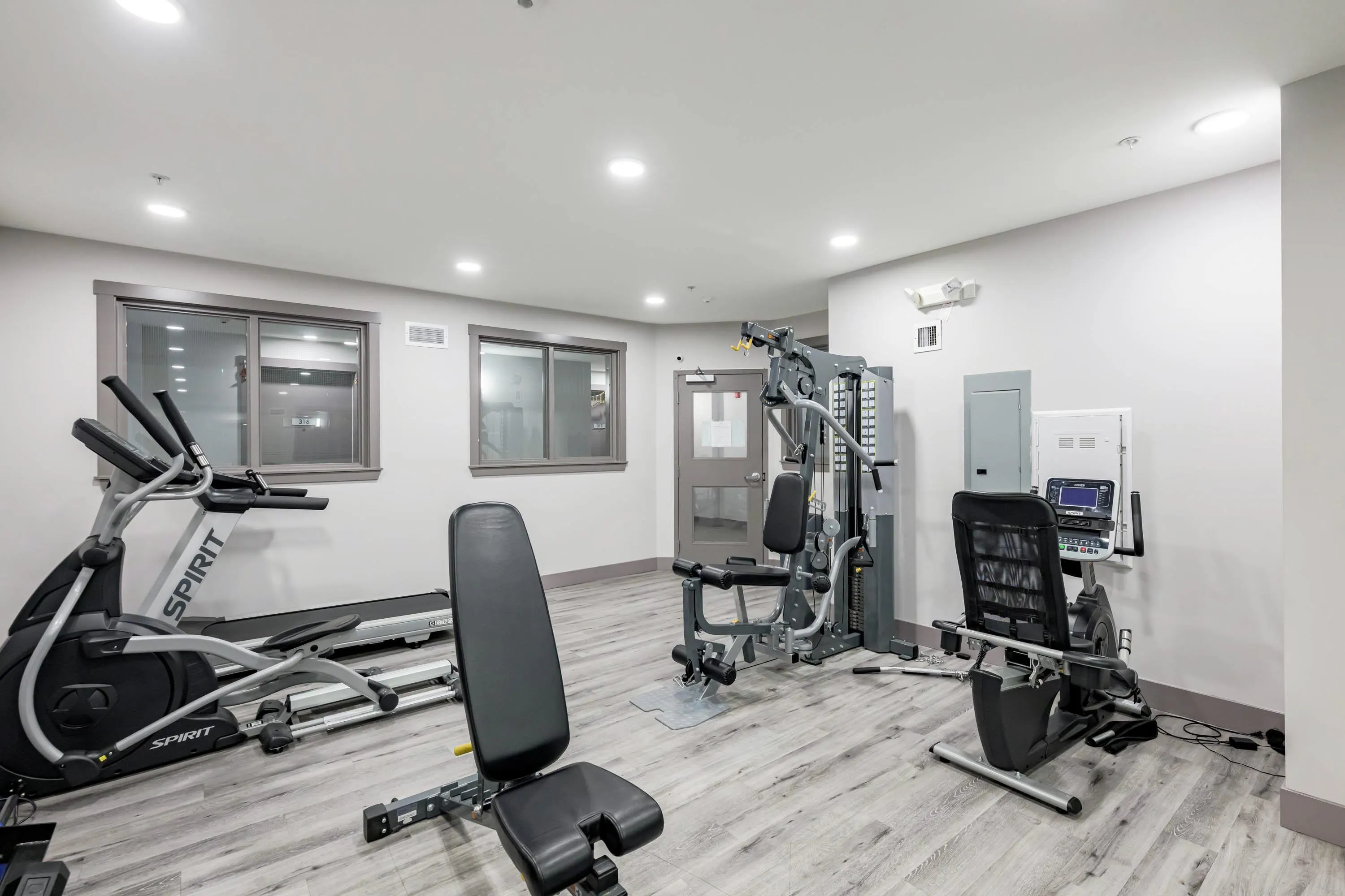 20696 Eastleigh Crescent #214