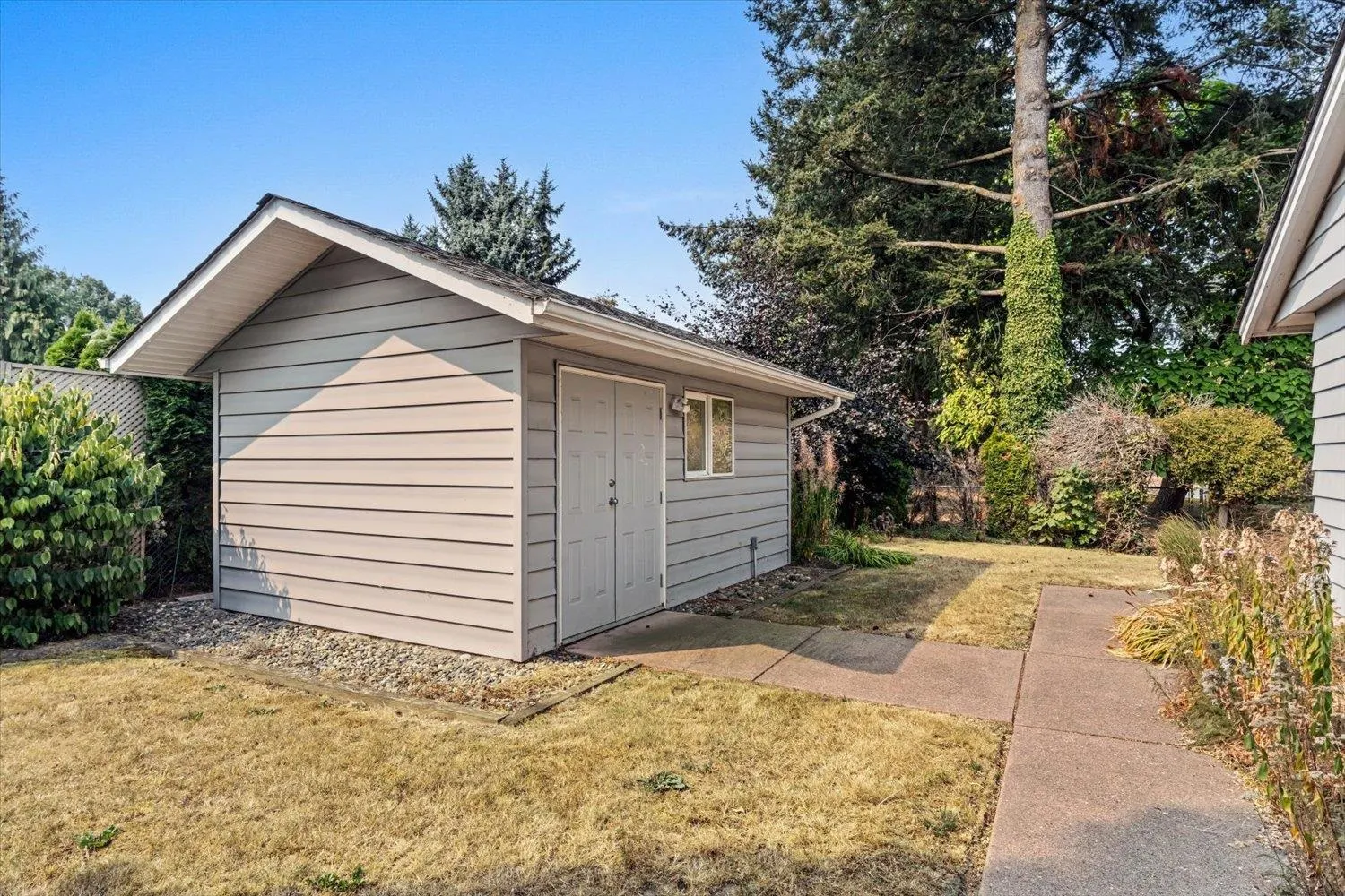6895 Centennial Drive