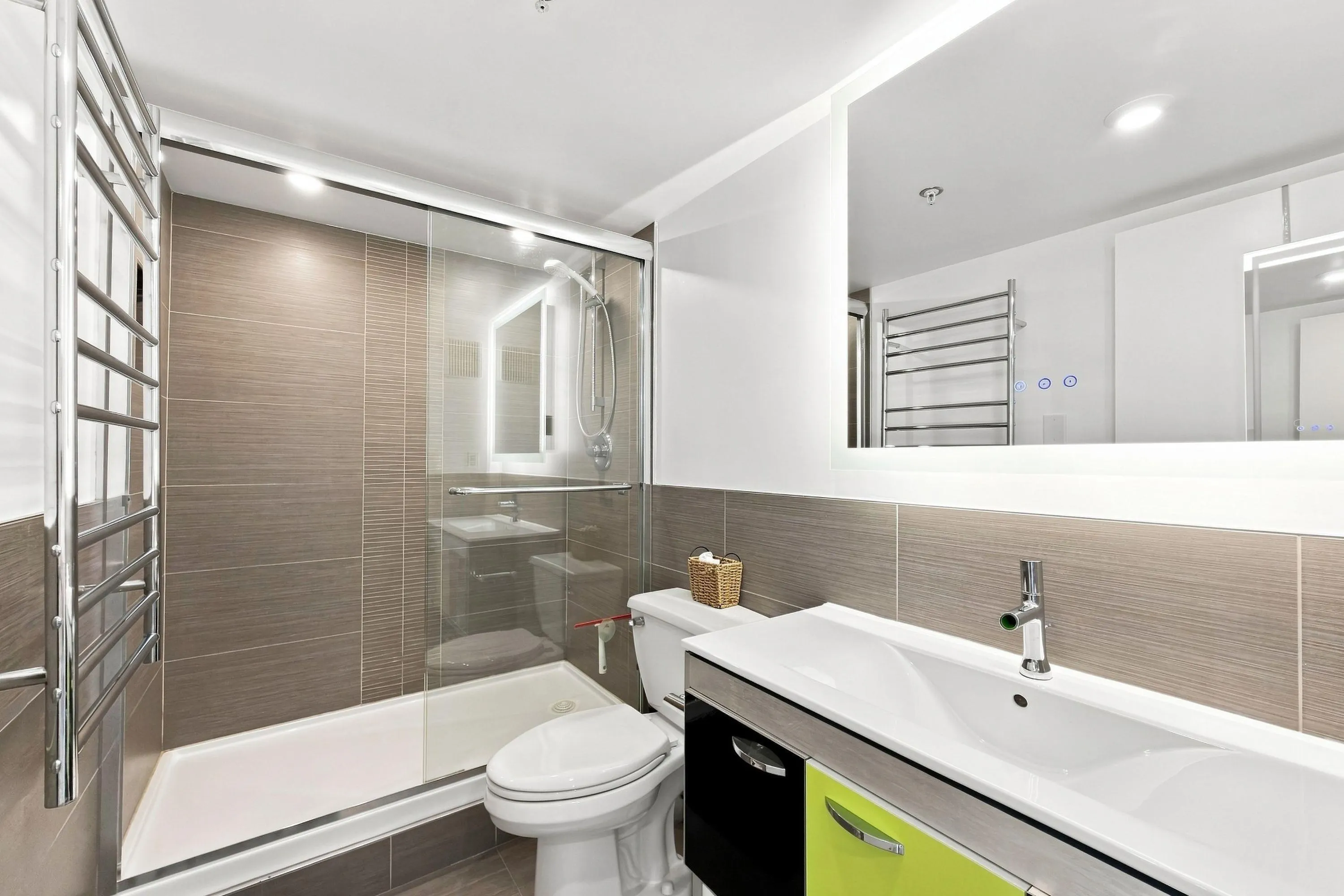 1 E Cordova Street #311
