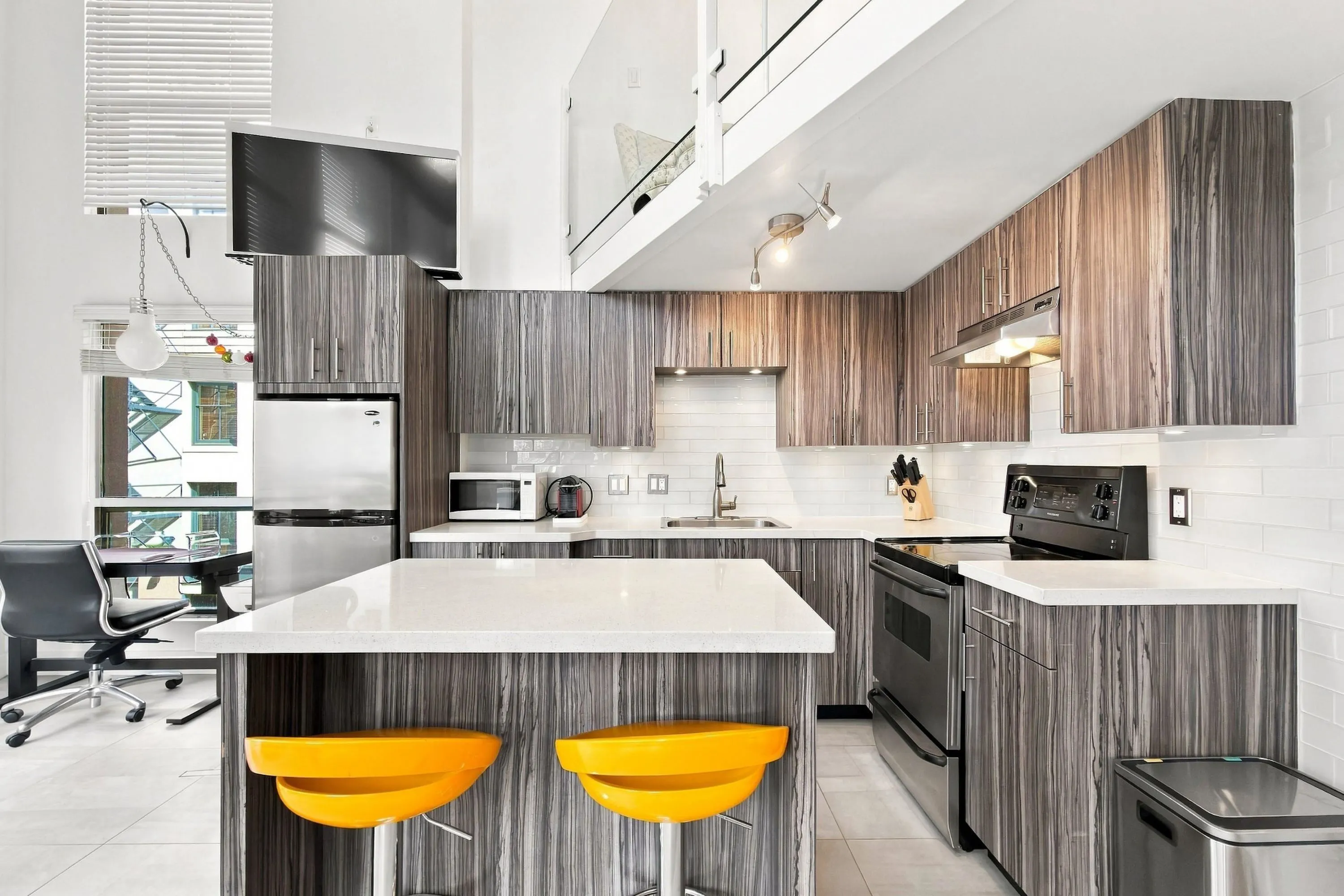 1 E Cordova Street #311