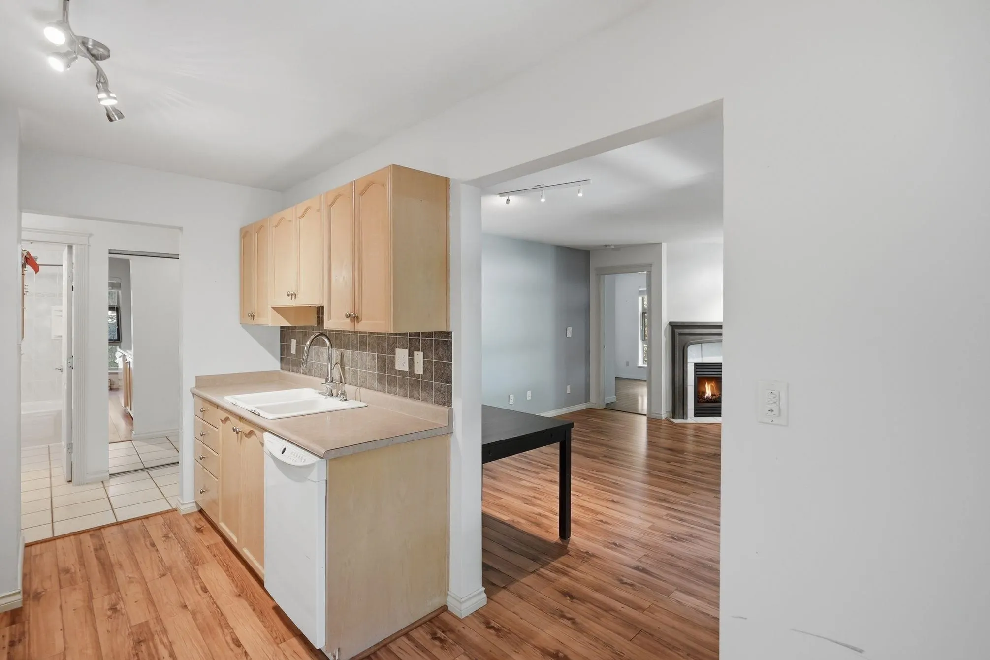 301 Maude Road #409A