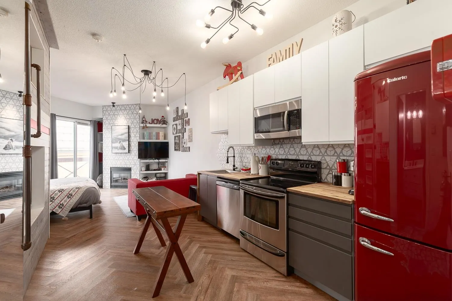 4368 Main Street #318