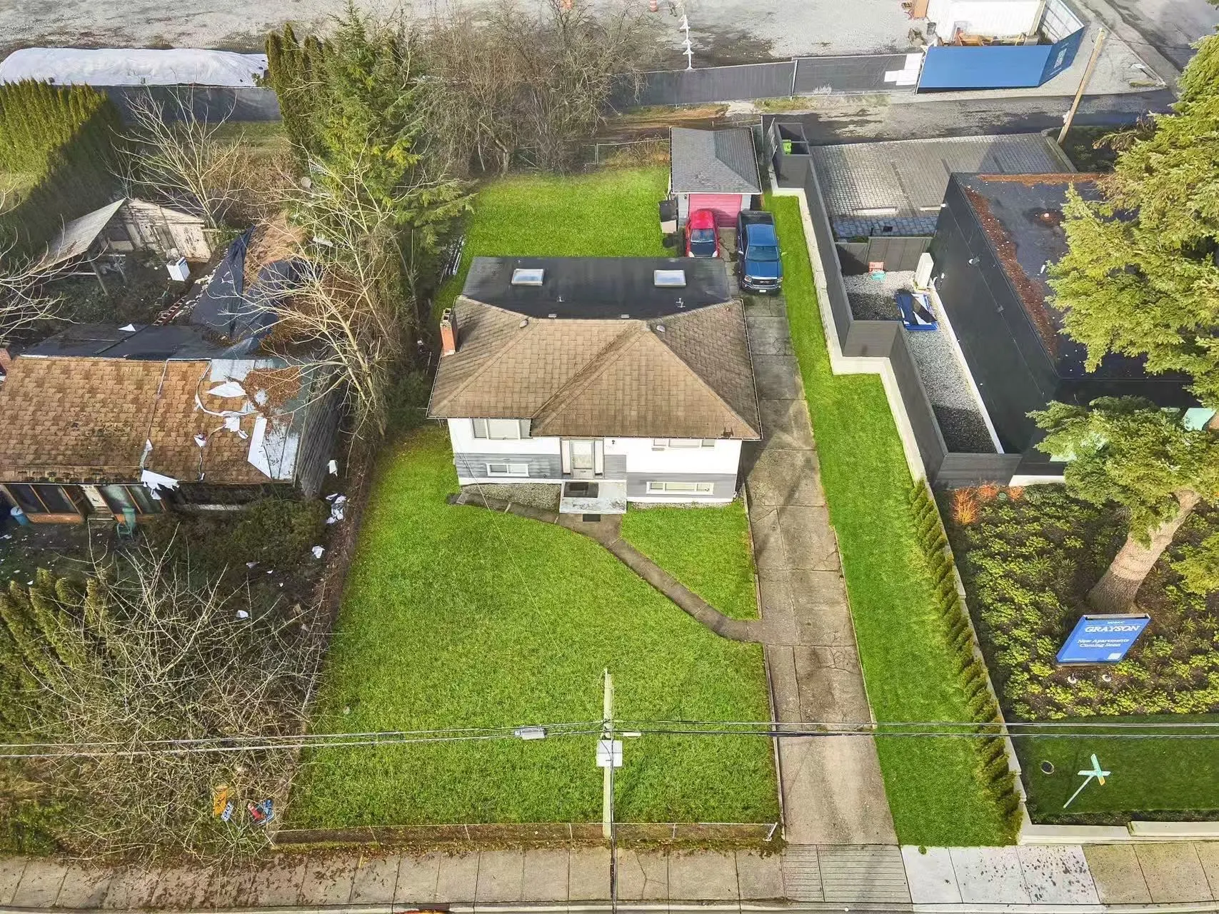 607 Alderson Avenue