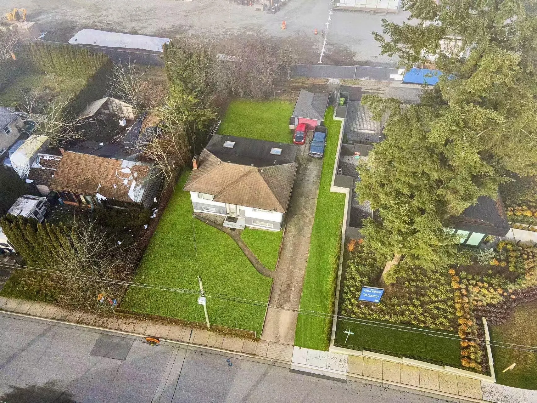 607 Alderson Avenue