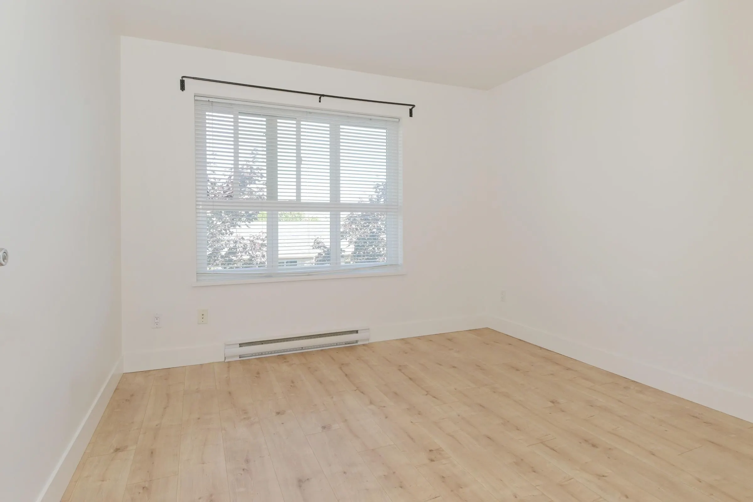 6815 188 Street #411