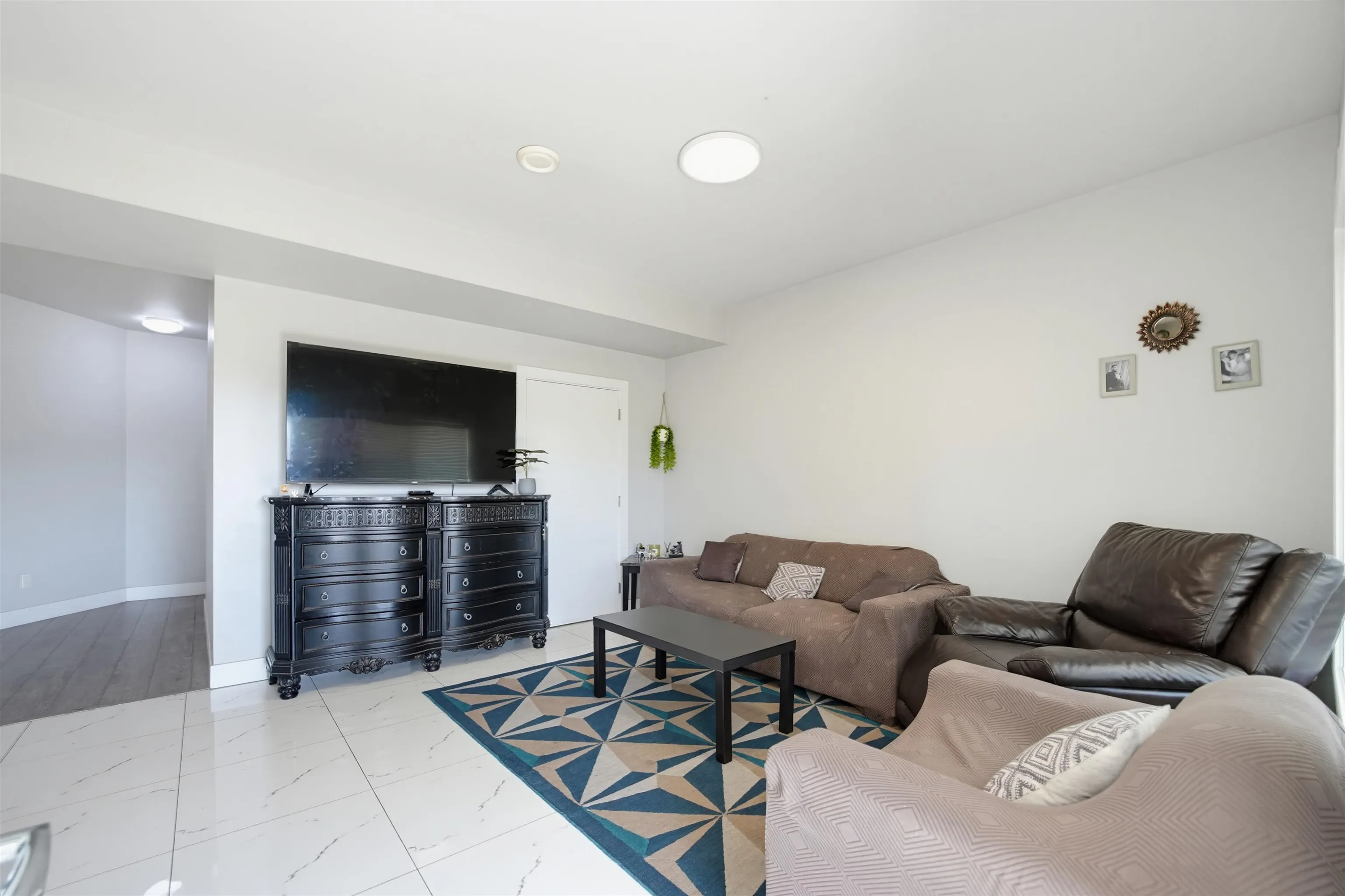 3467 Hill Park Place