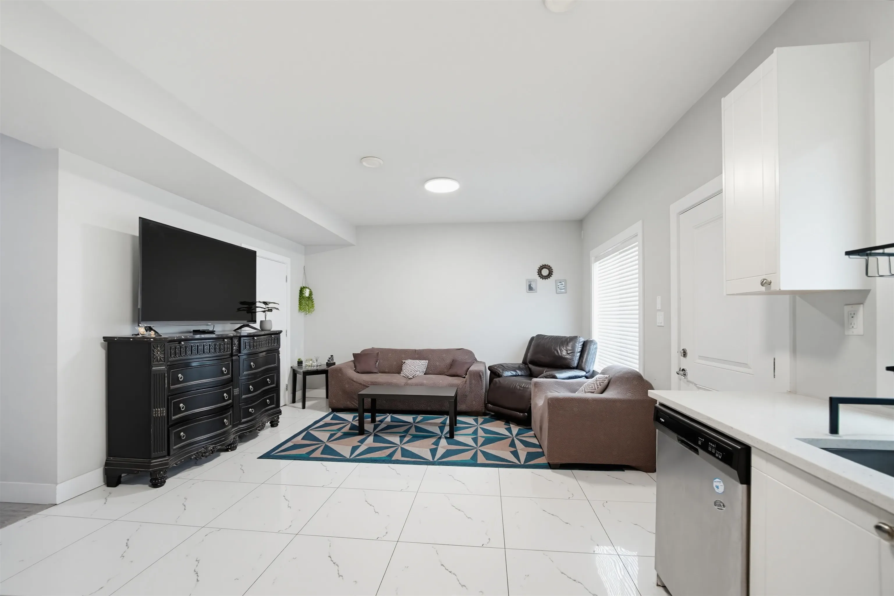 3467 Hill Park Place