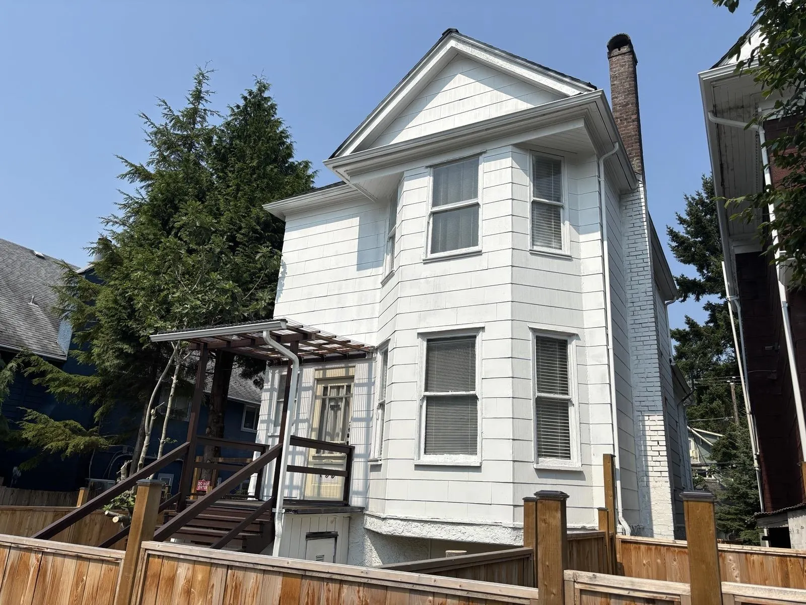 135 W 12th Avenue