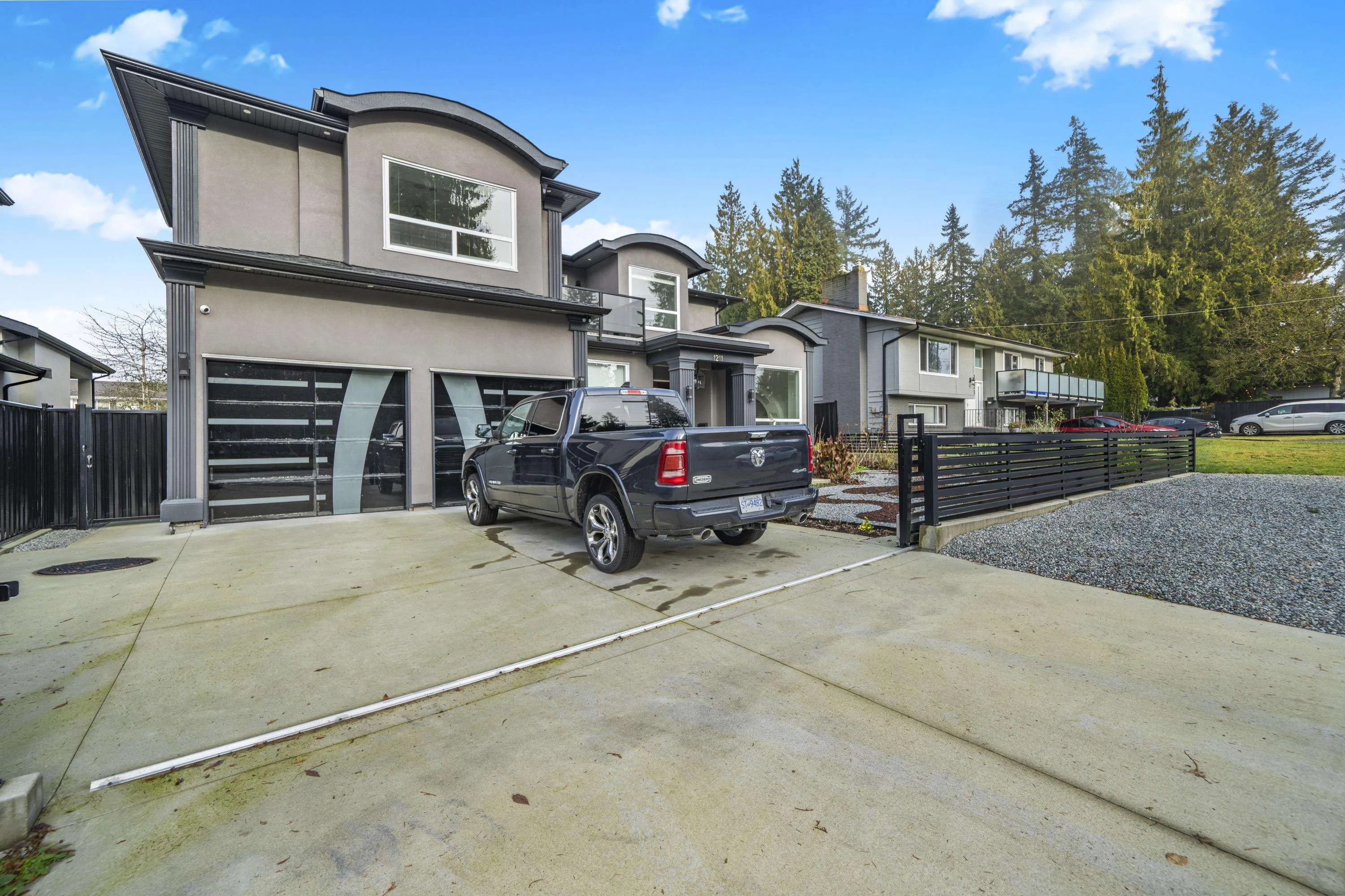 1211 Foster Avenue