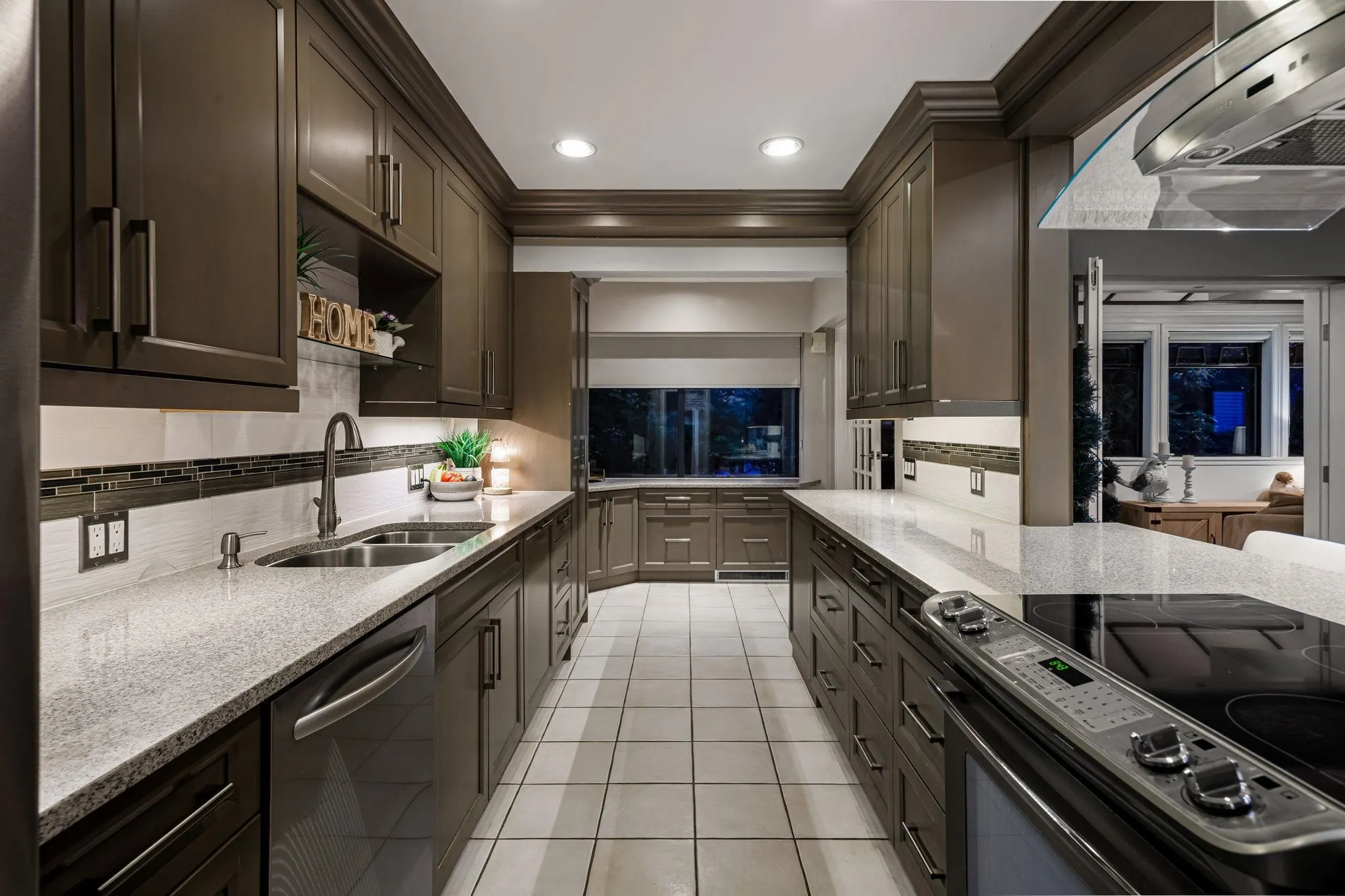 2246 Folkestone Way #14
