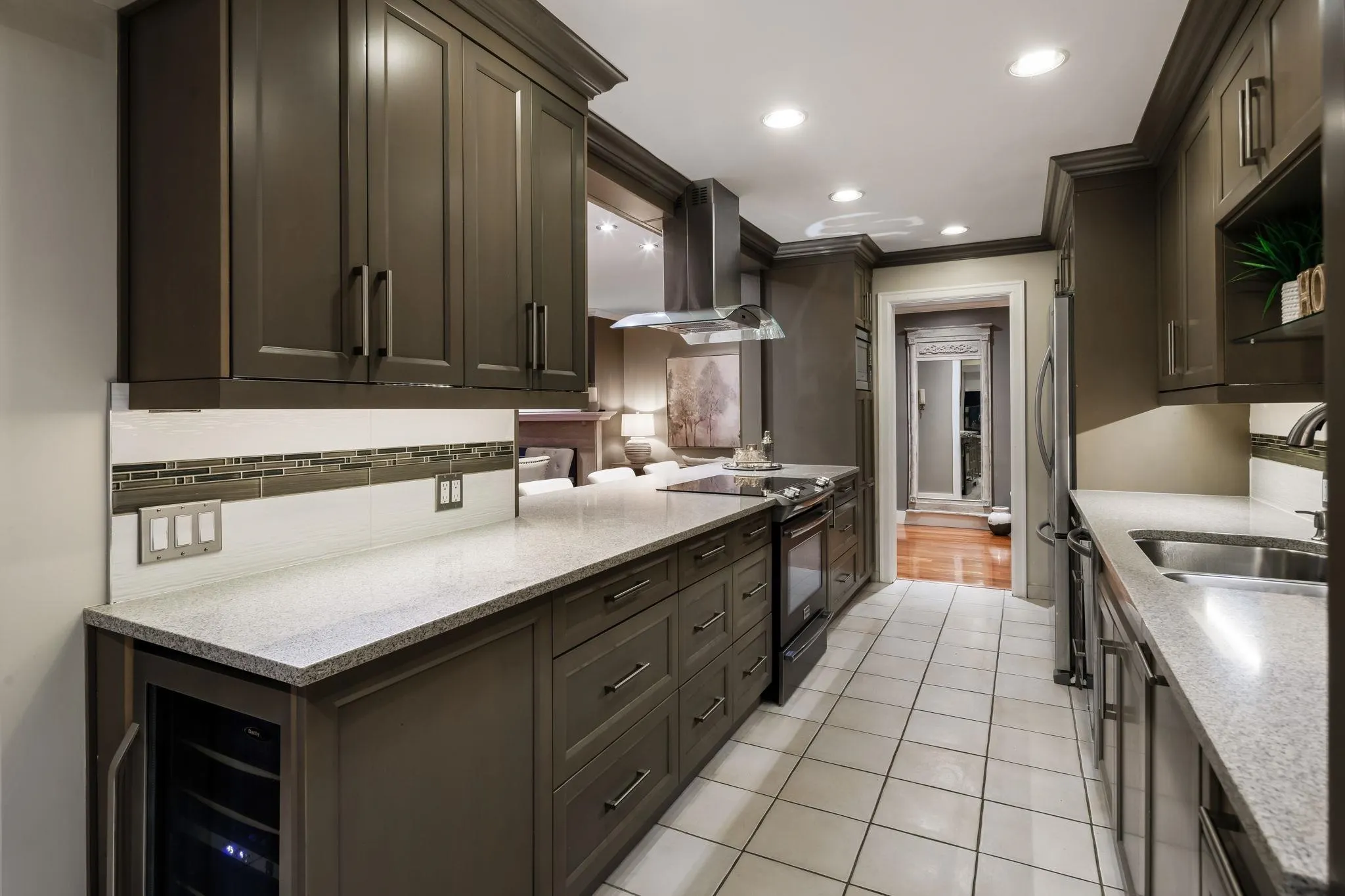 2246 Folkestone Way #14