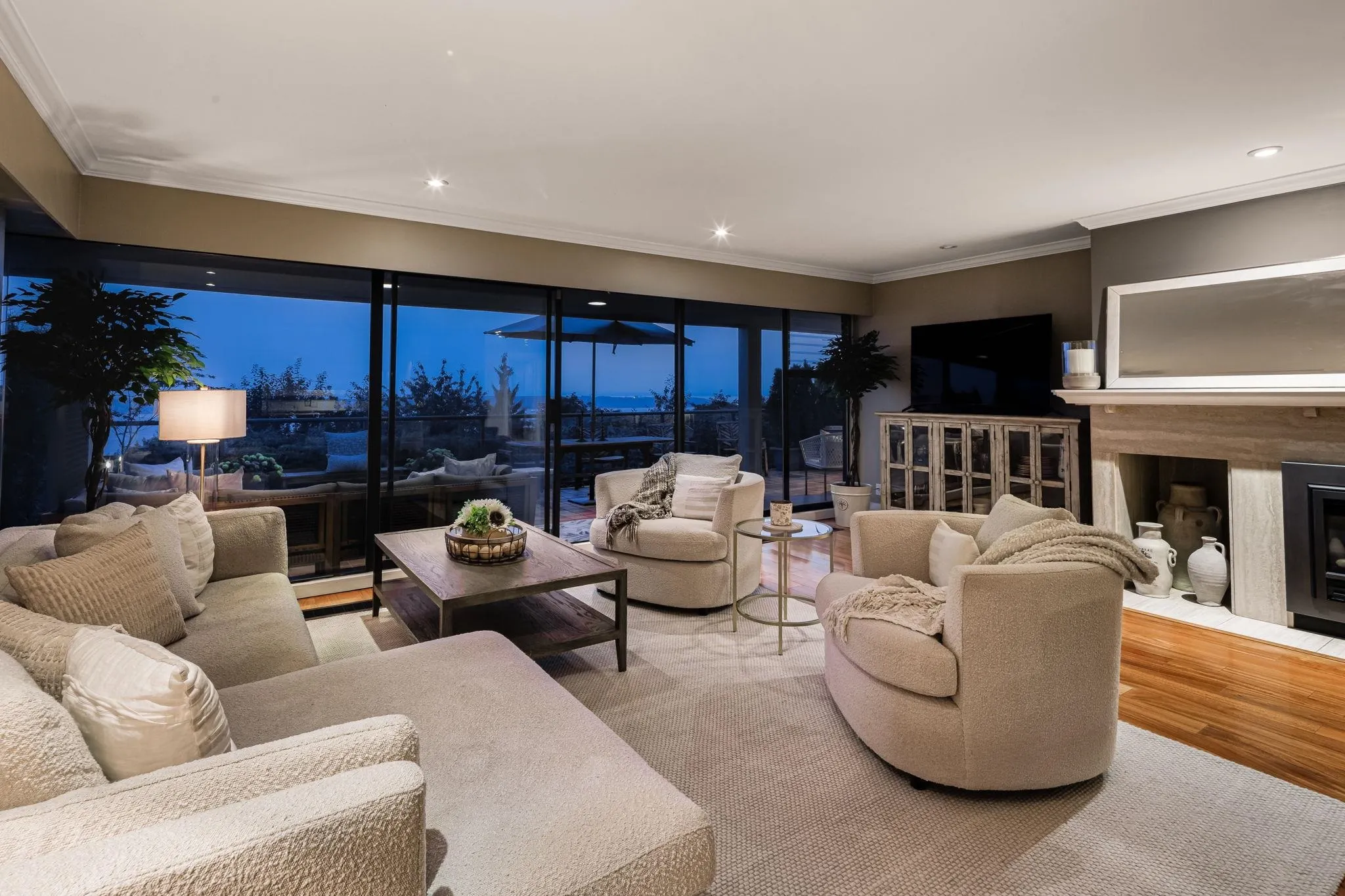 2246 Folkestone Way #14