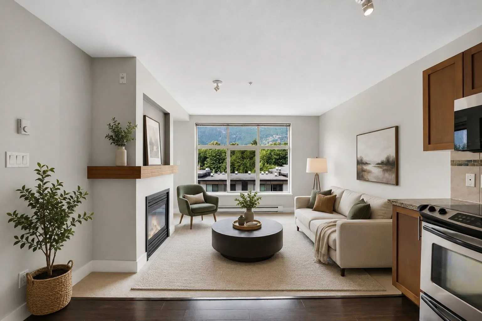 1211 Village Green Way #305