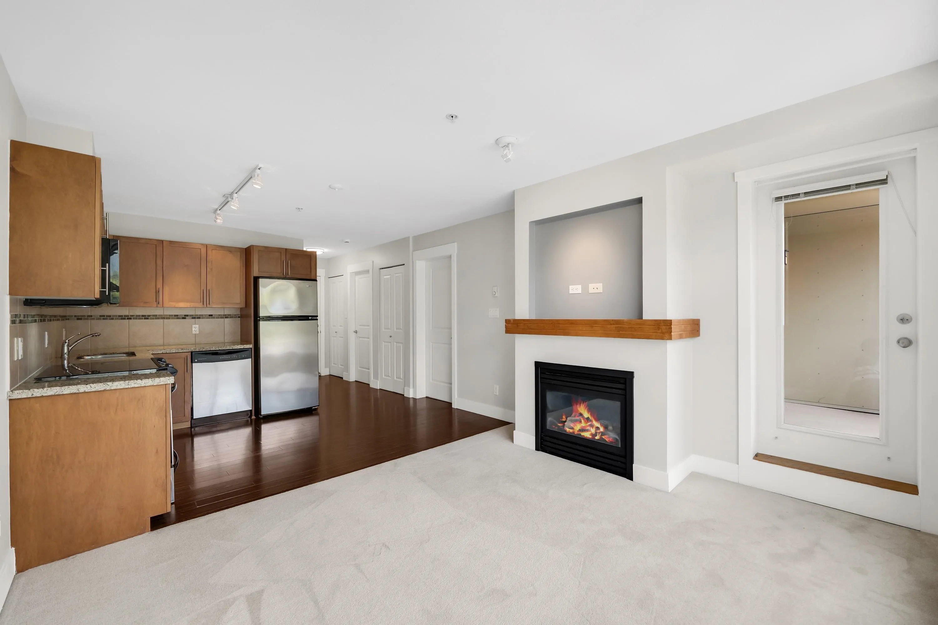 1211 Village Green Way #305