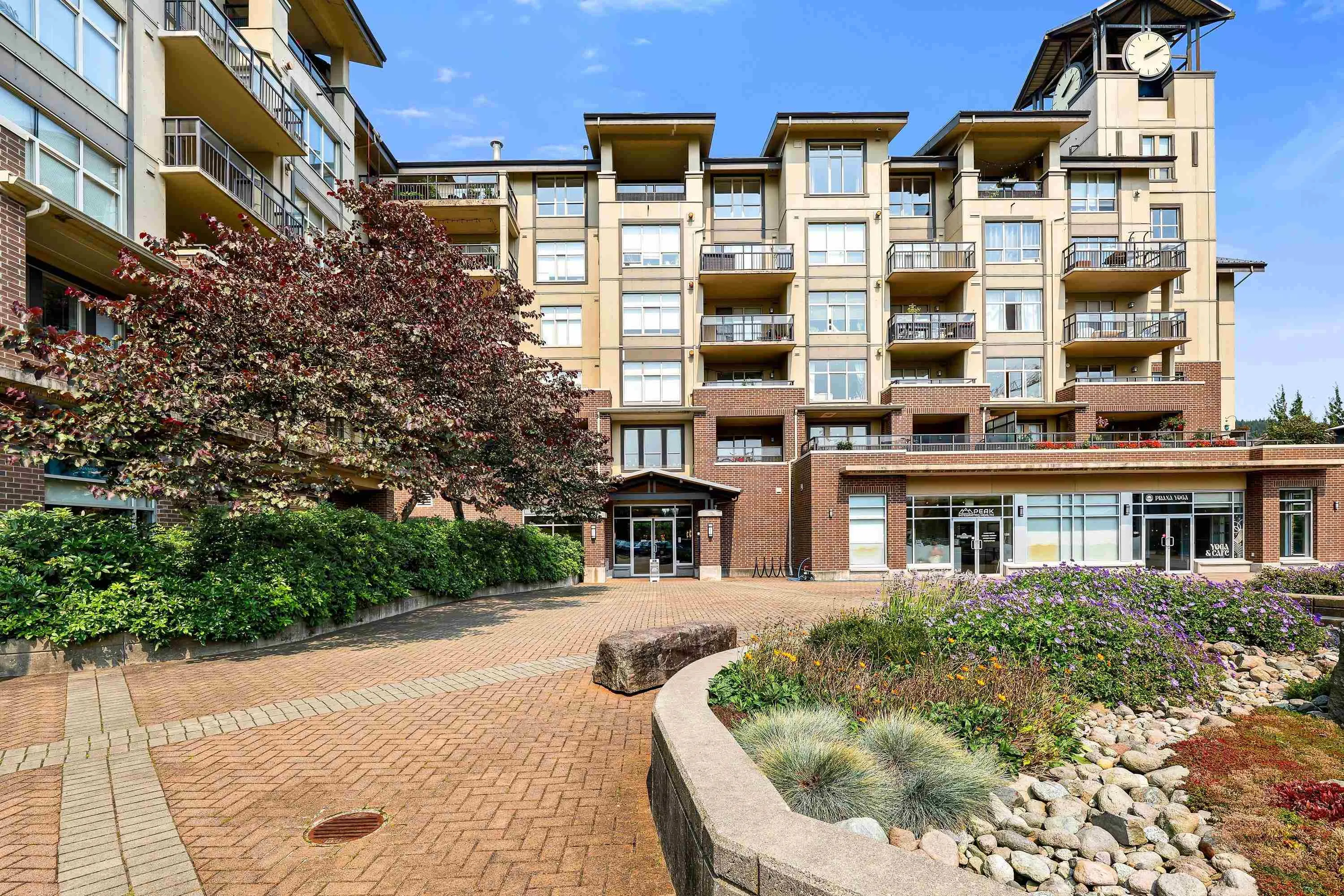 1211 Village Green Way #305