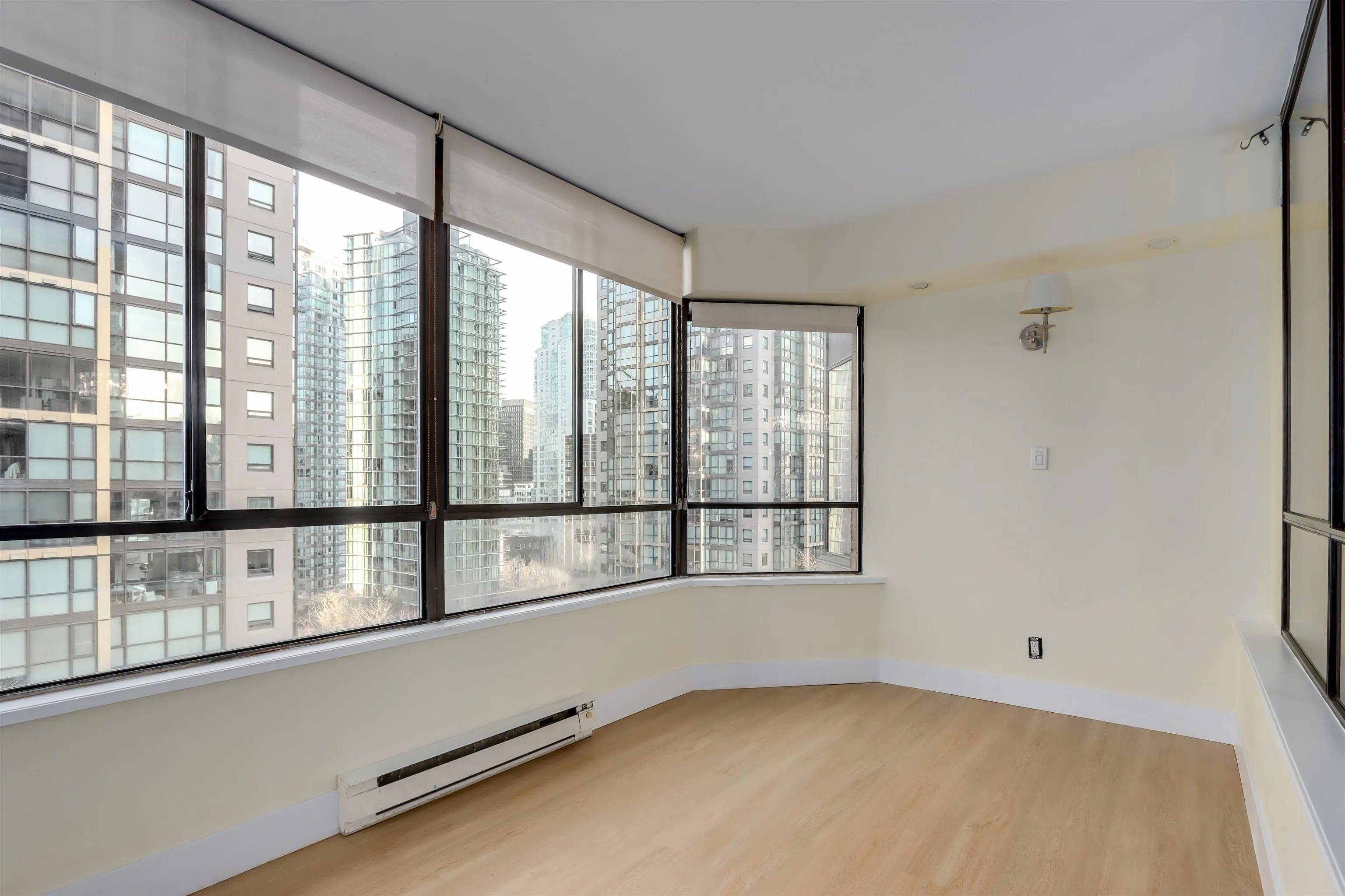 738 Broughton Street #701
