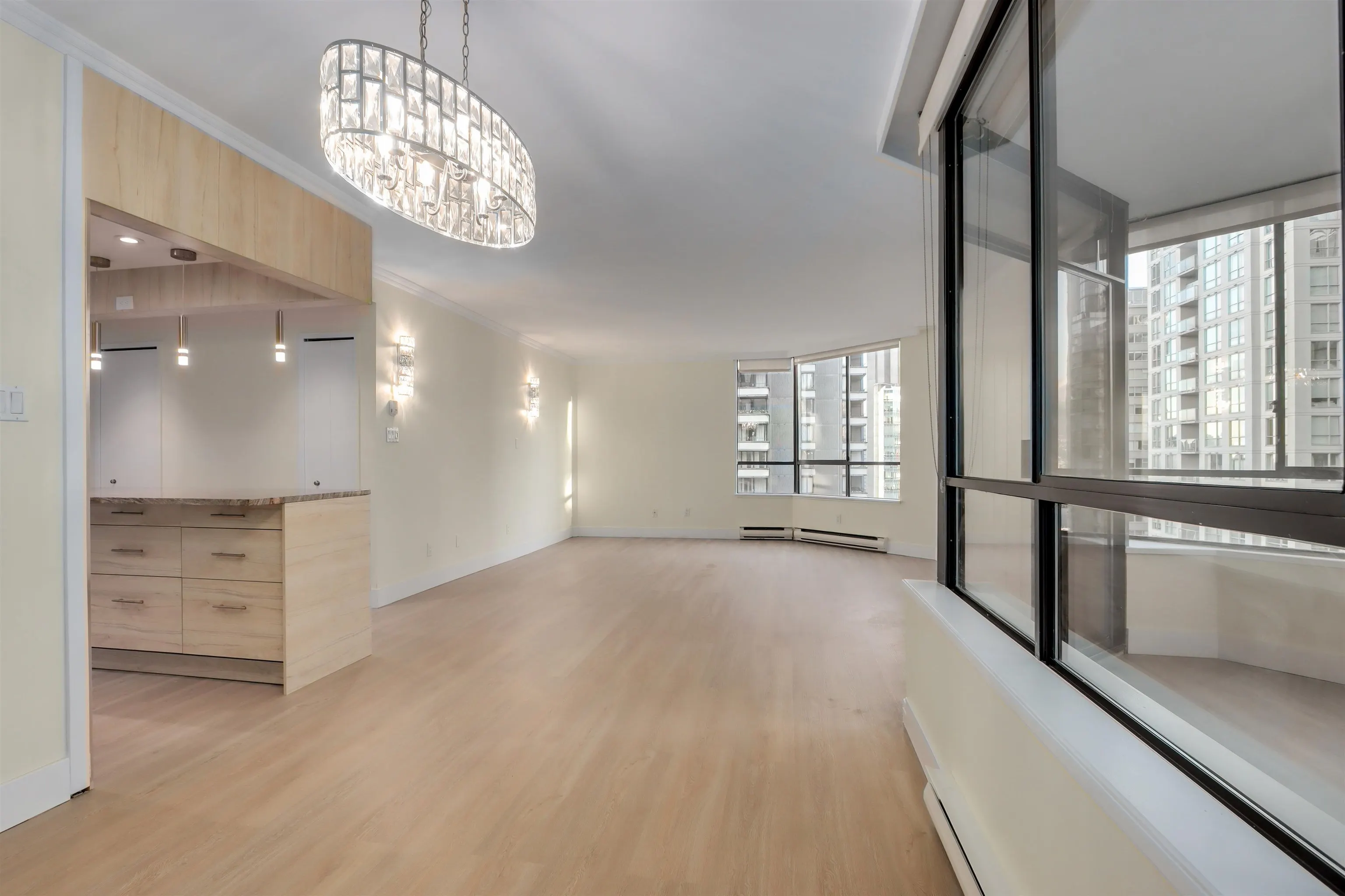 738 Broughton Street #701