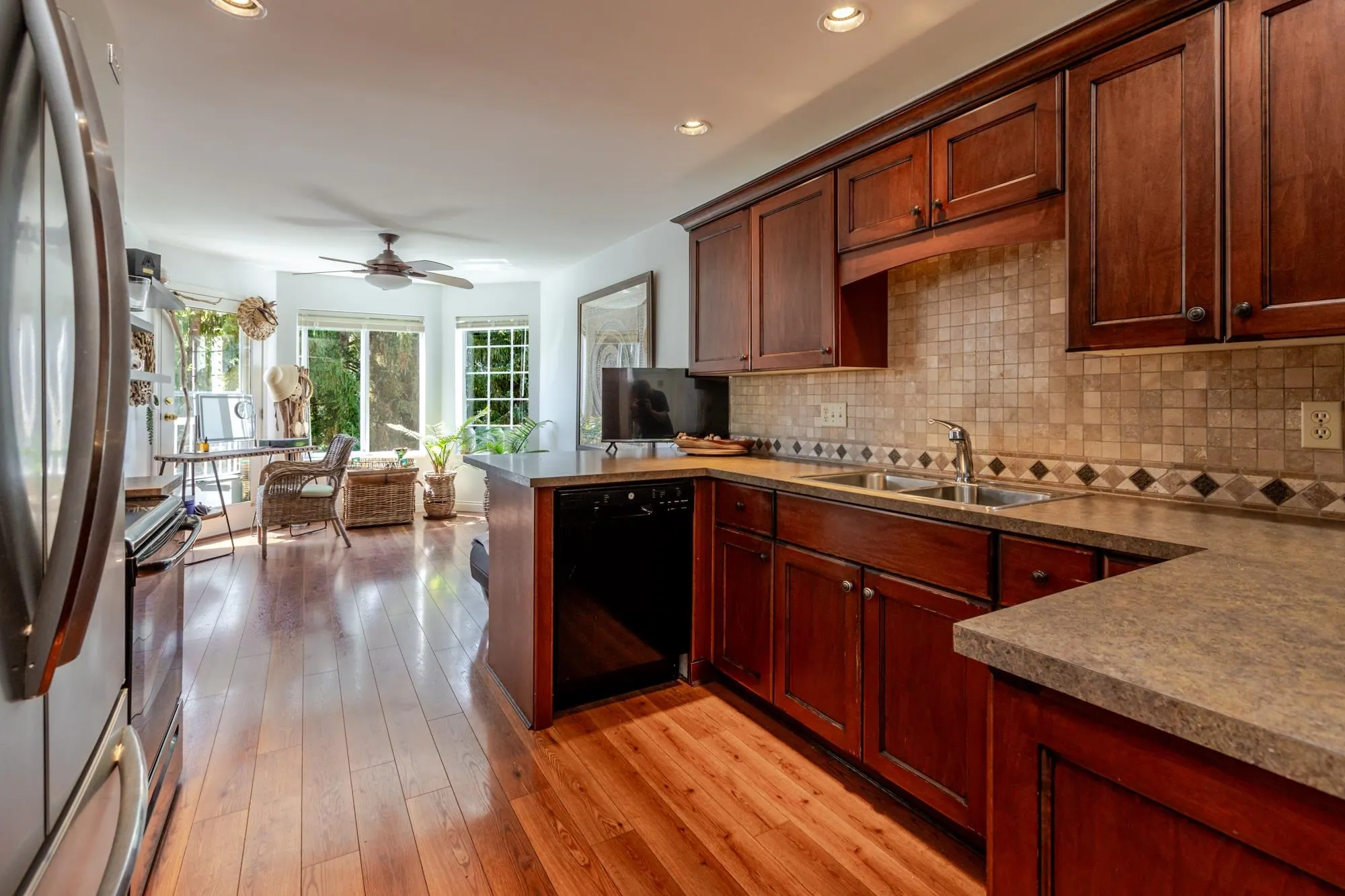 5363 206 Street #205