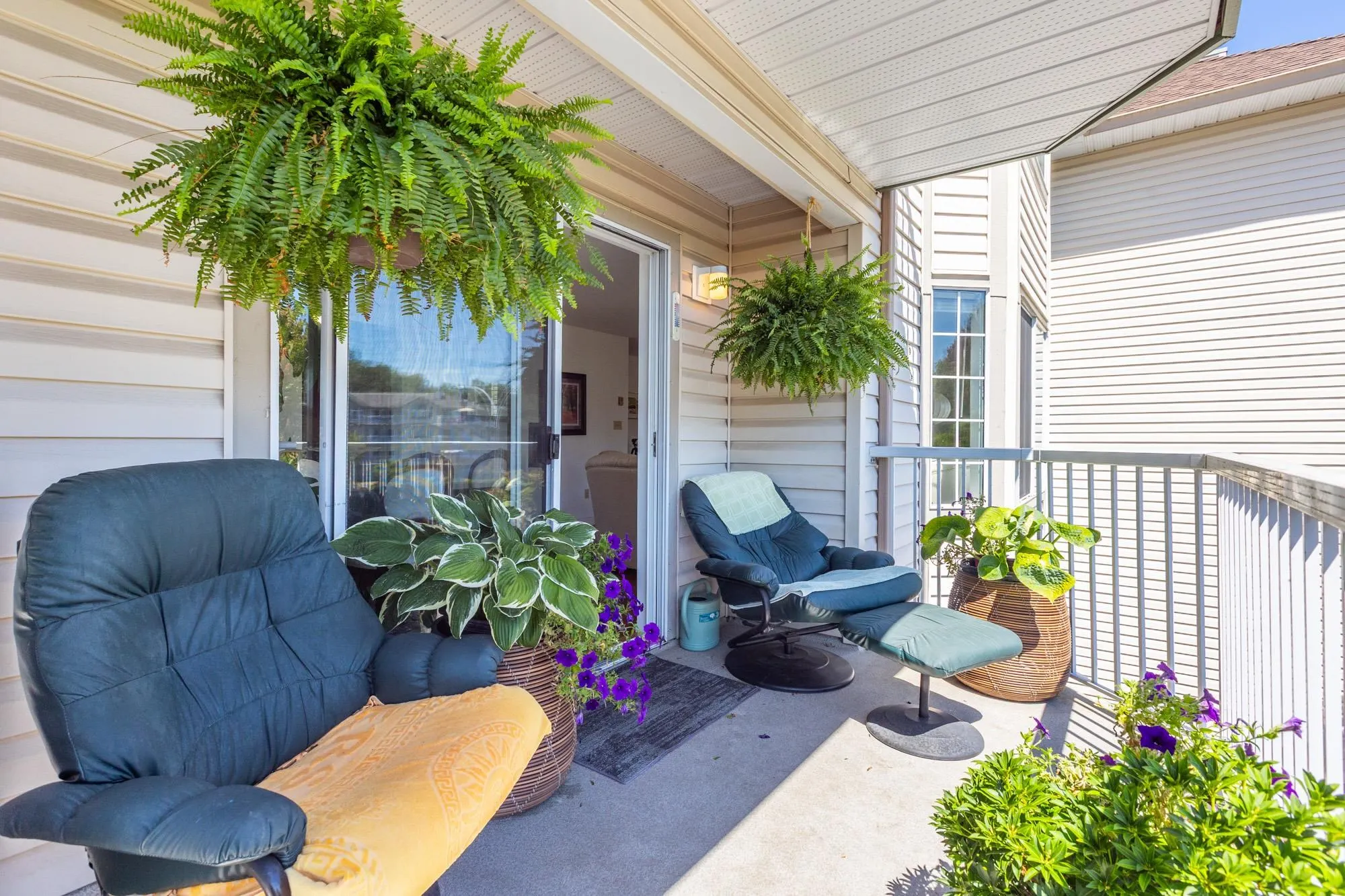 5363 206 Street #205