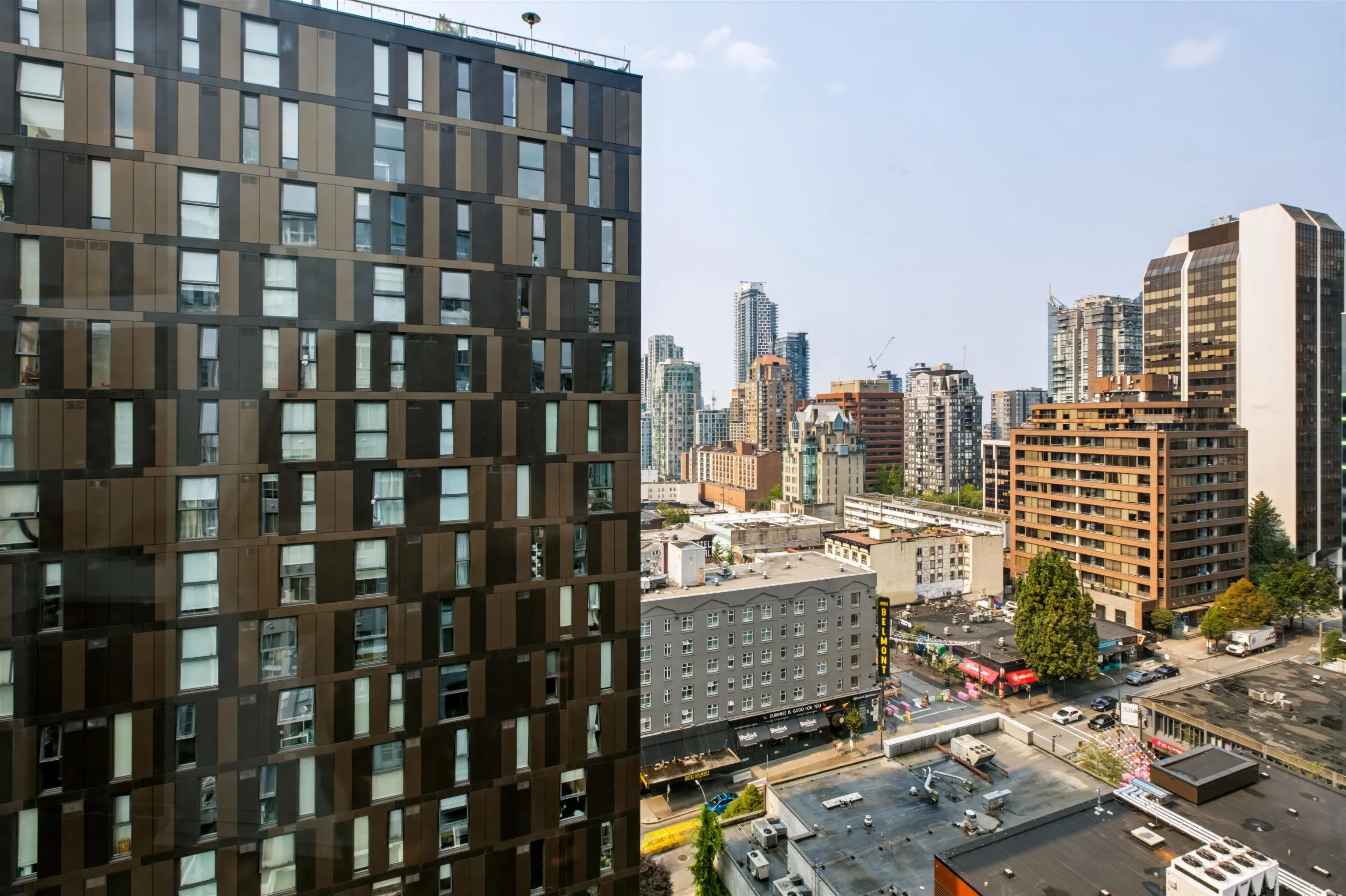 933 Seymour Street #1006