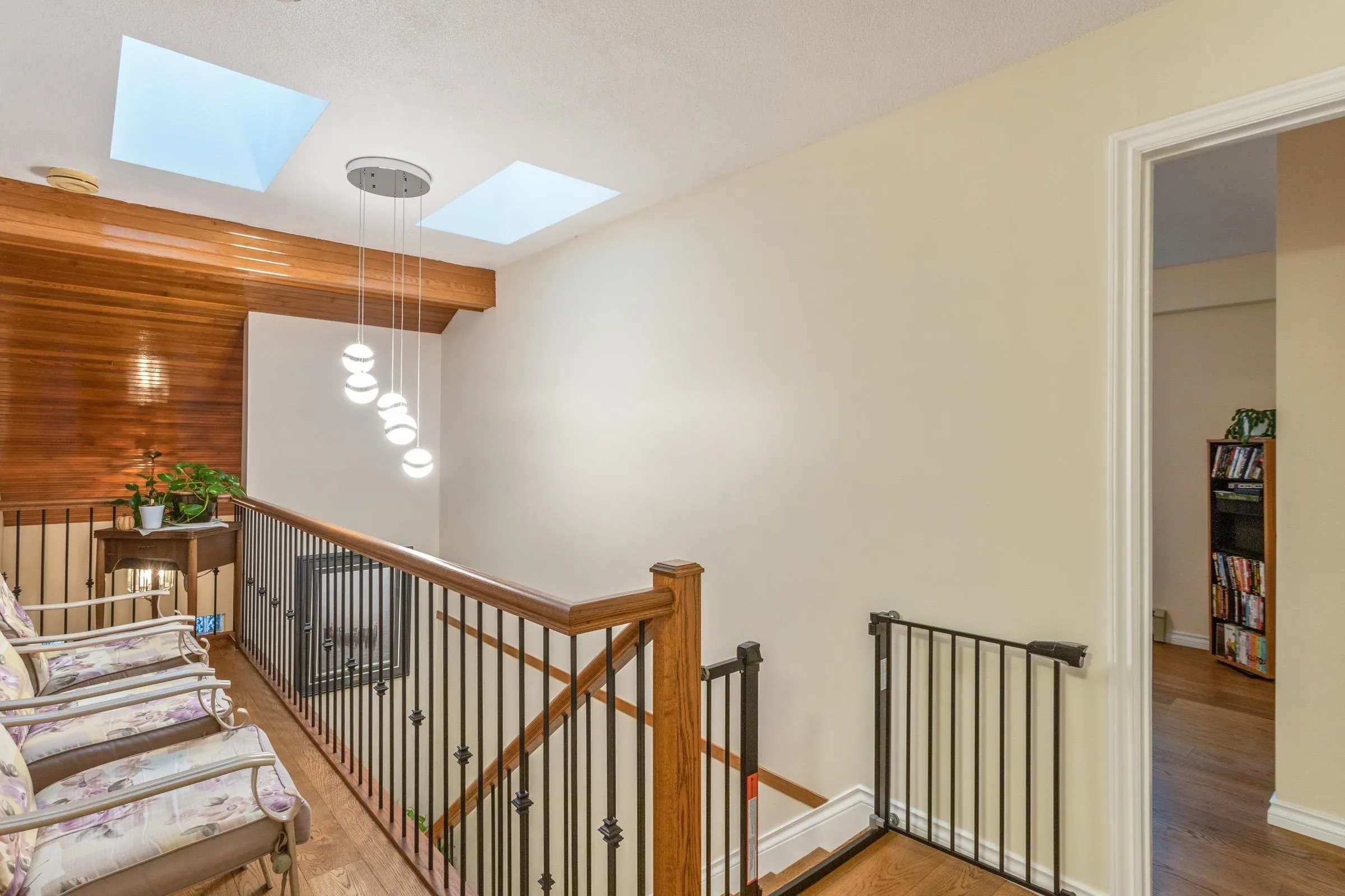4729 Canada Way