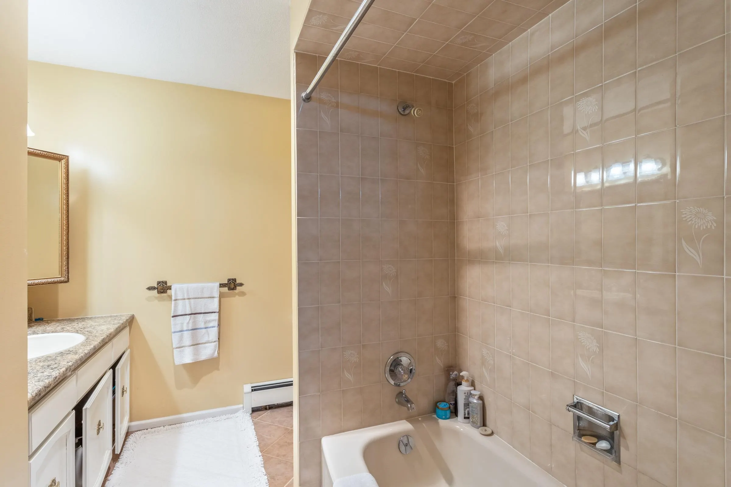 4729 Canada Way