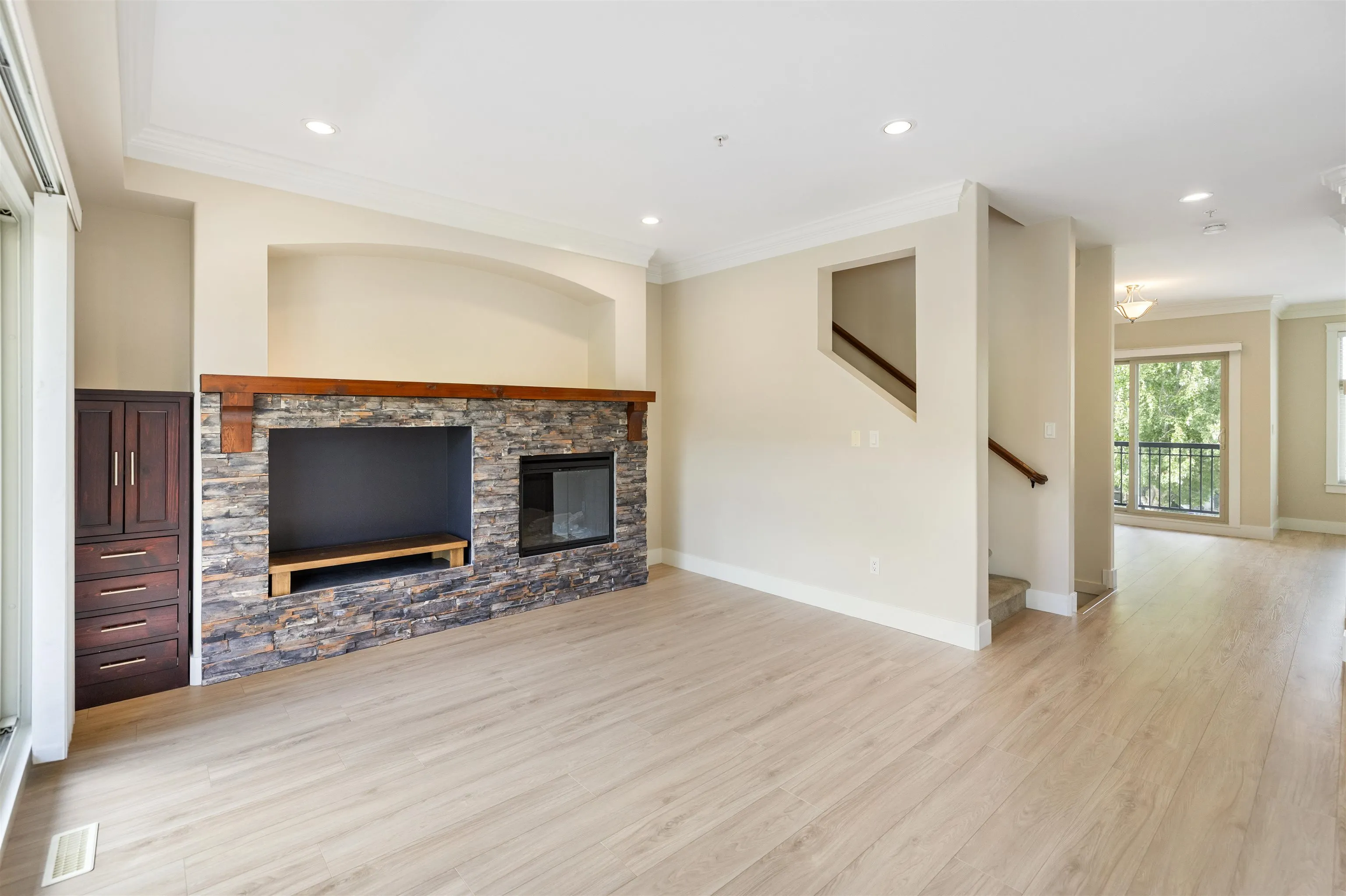 22225 50 Avenue #4