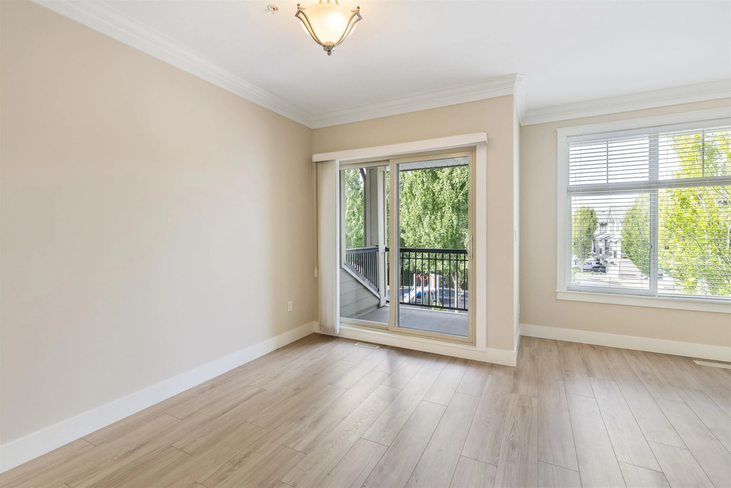 22225 50 Avenue #4