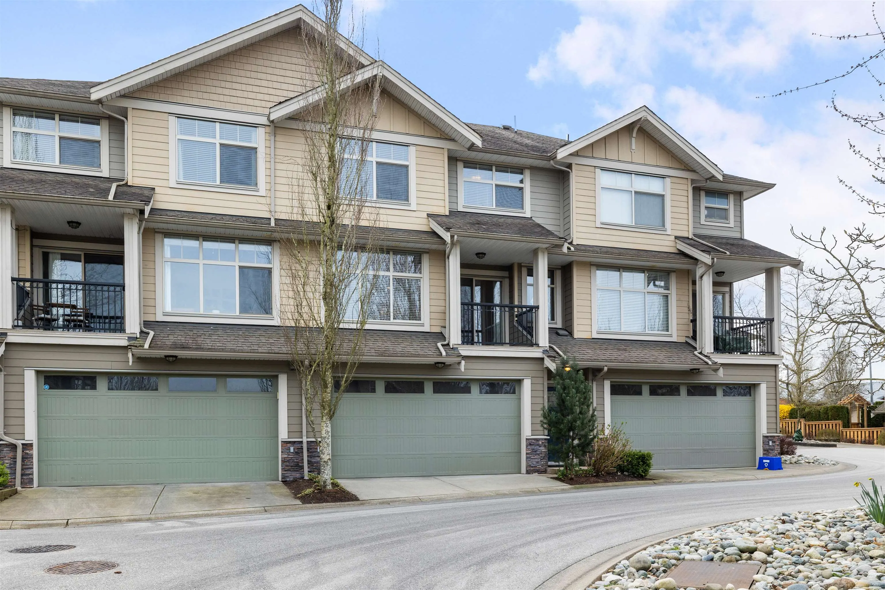 22225 50 Avenue #4