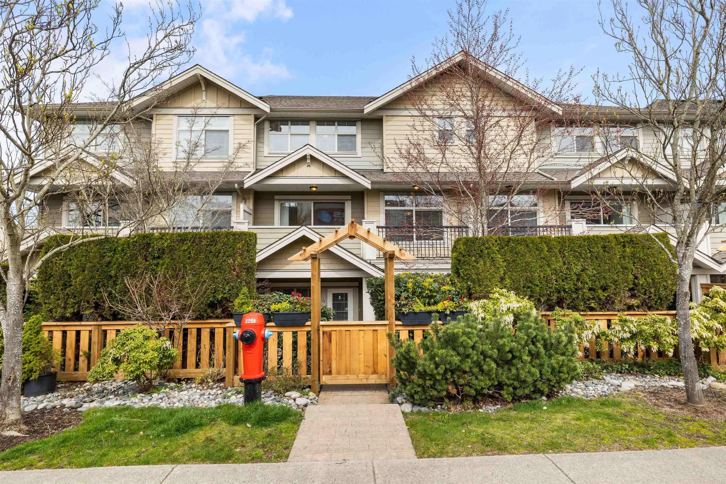 22225 50 Avenue #4
