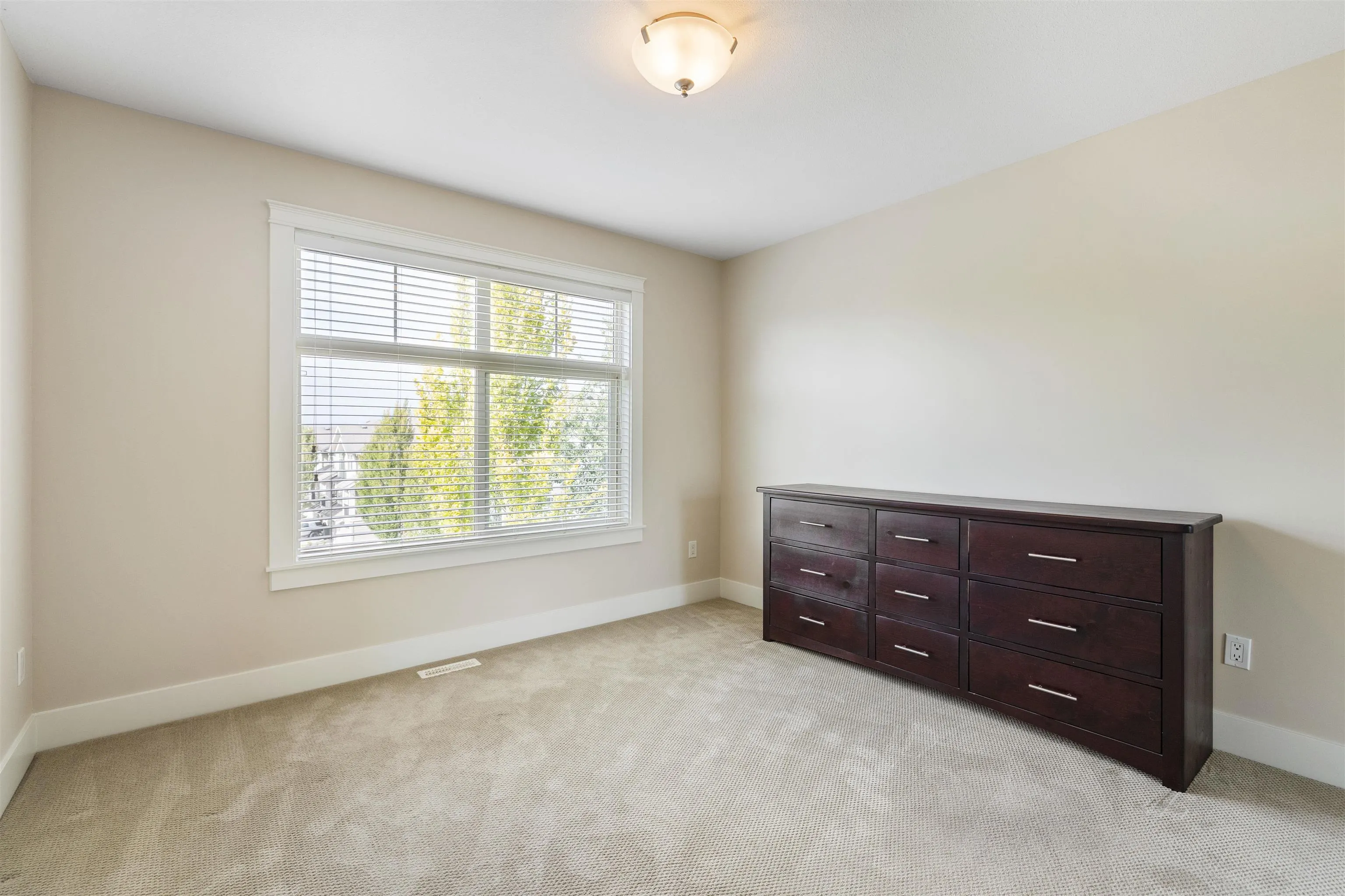 22225 50 Avenue #4