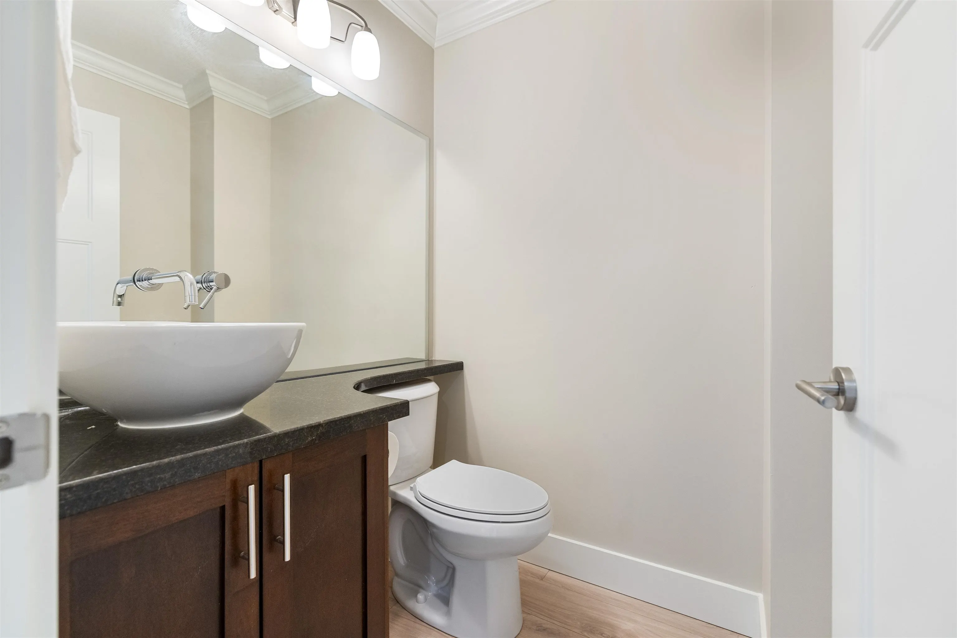 22225 50 Avenue #4