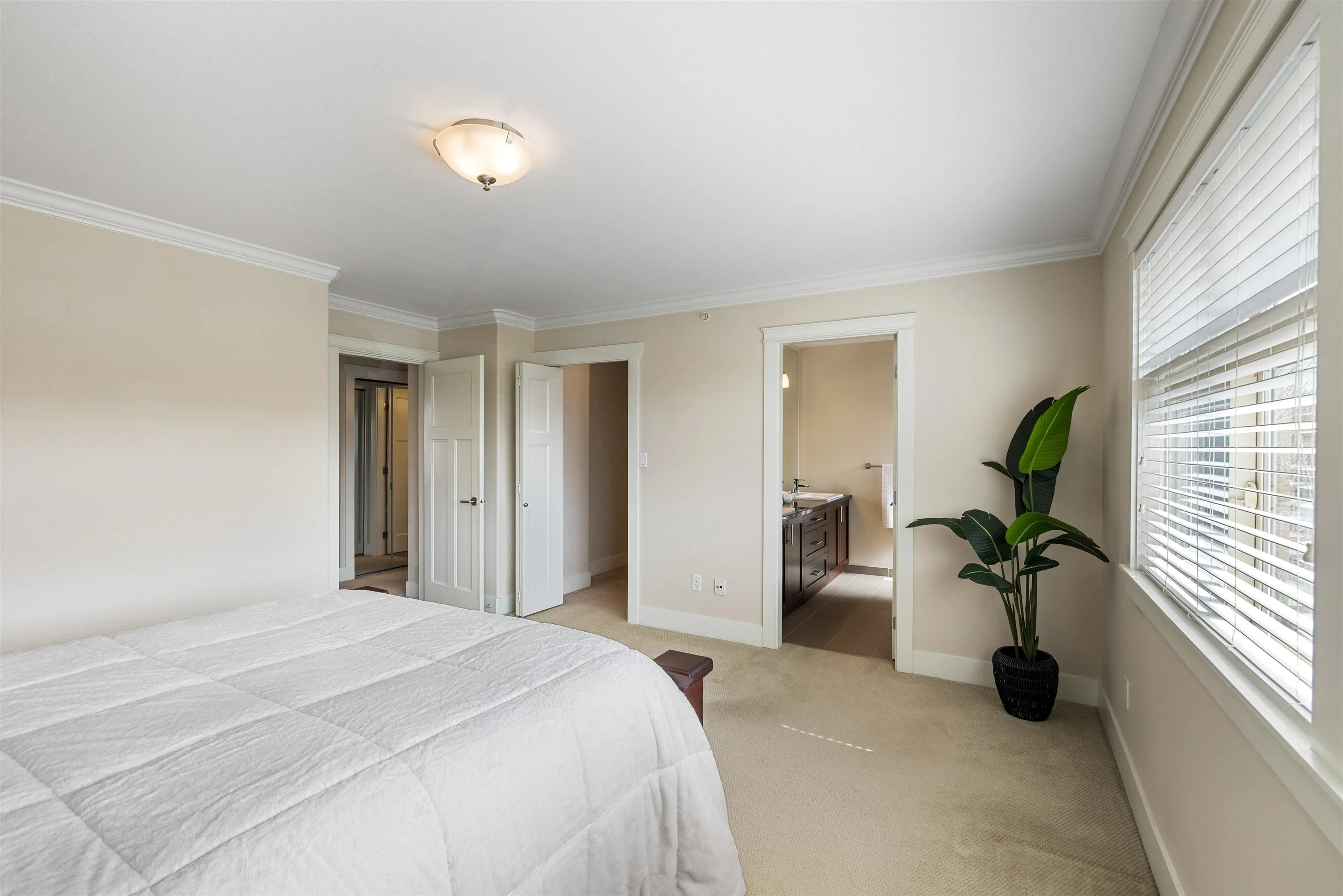 22225 50 Avenue #4